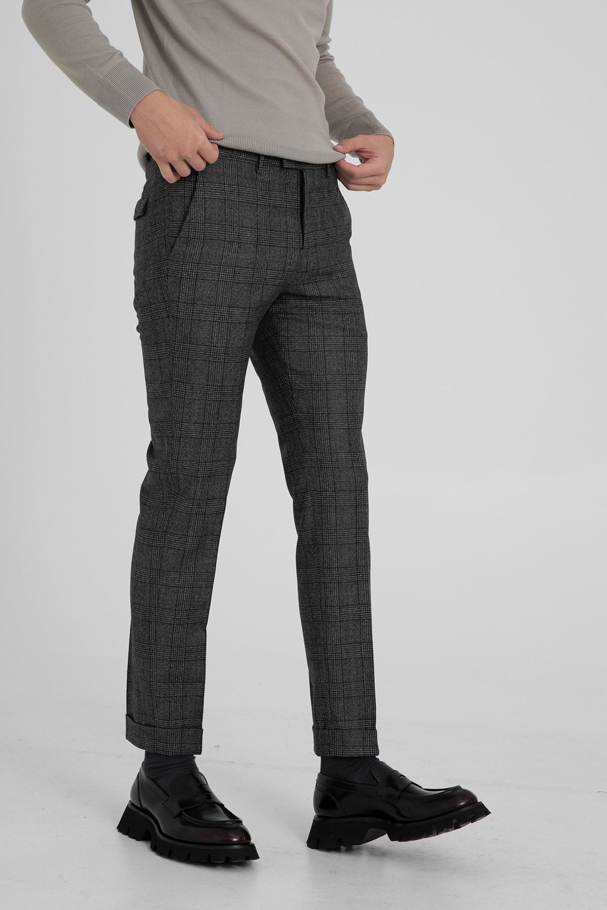 Pantaloni Torino Master Fit Duble Paça Ekoseli Yün Pantolon-Libas Trendy Fashion Store