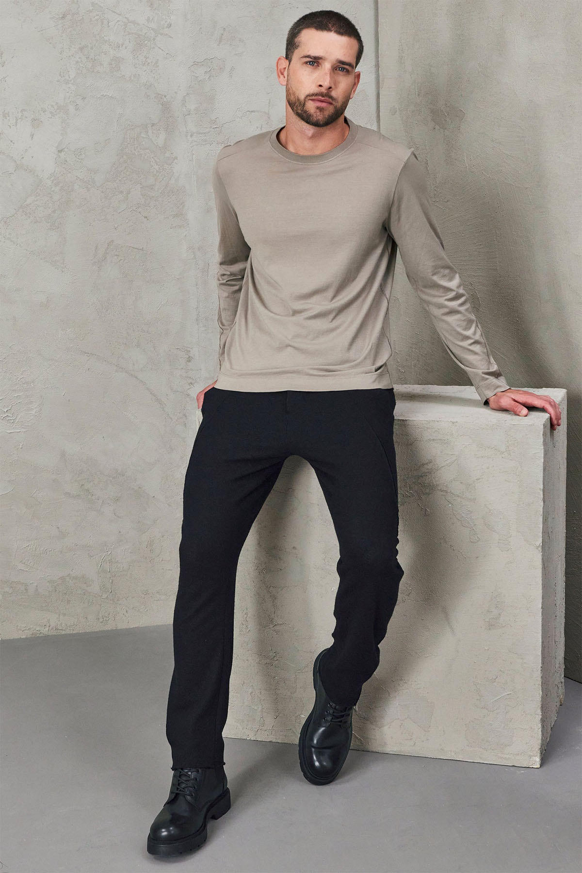 Transit Yuvarlak Yaka Uzun Kollu T-shirt-Libas Trendy Fashion Store