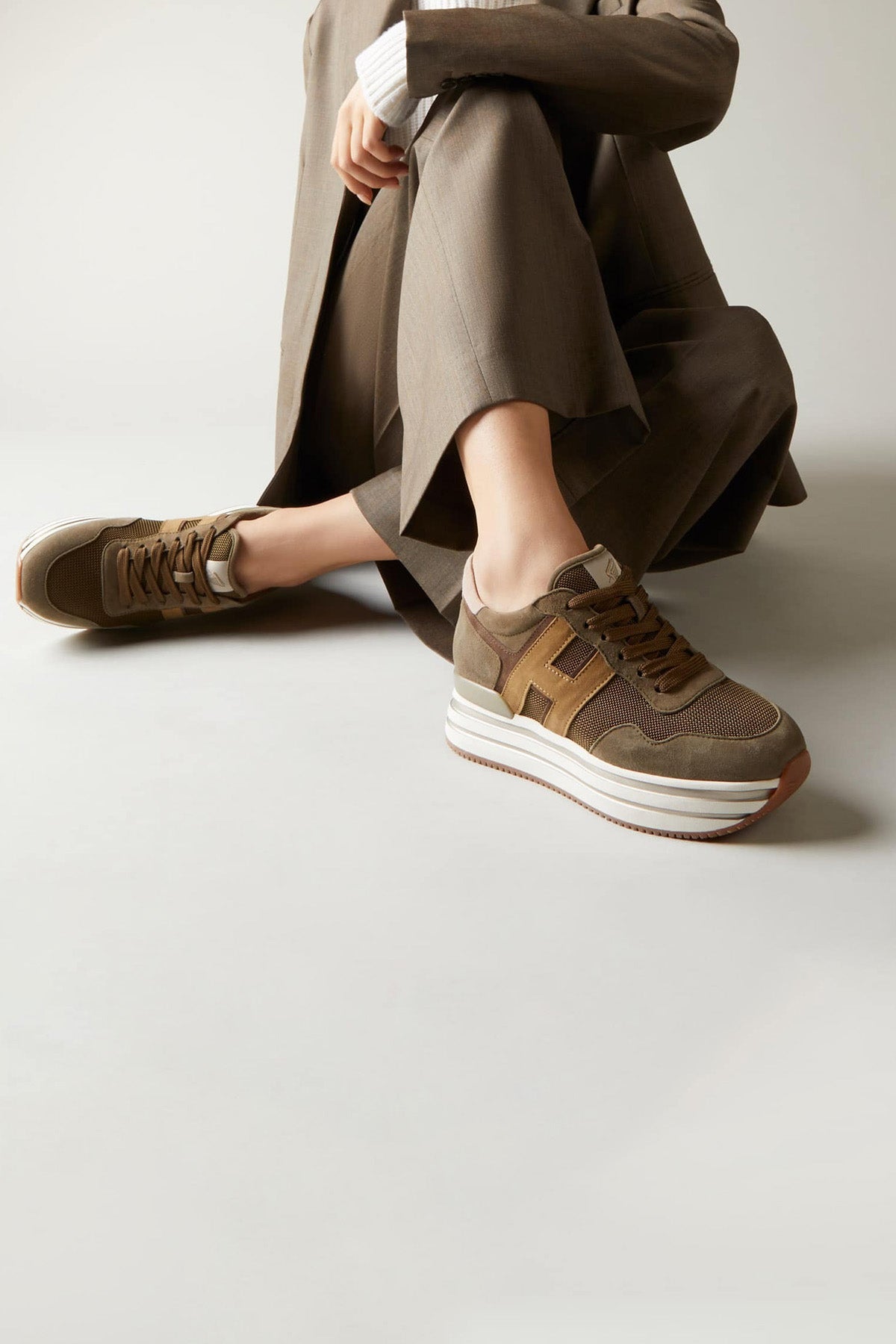 Hogan H483 Sneaker Ayakkabı-Libas Trendy Fashion Store