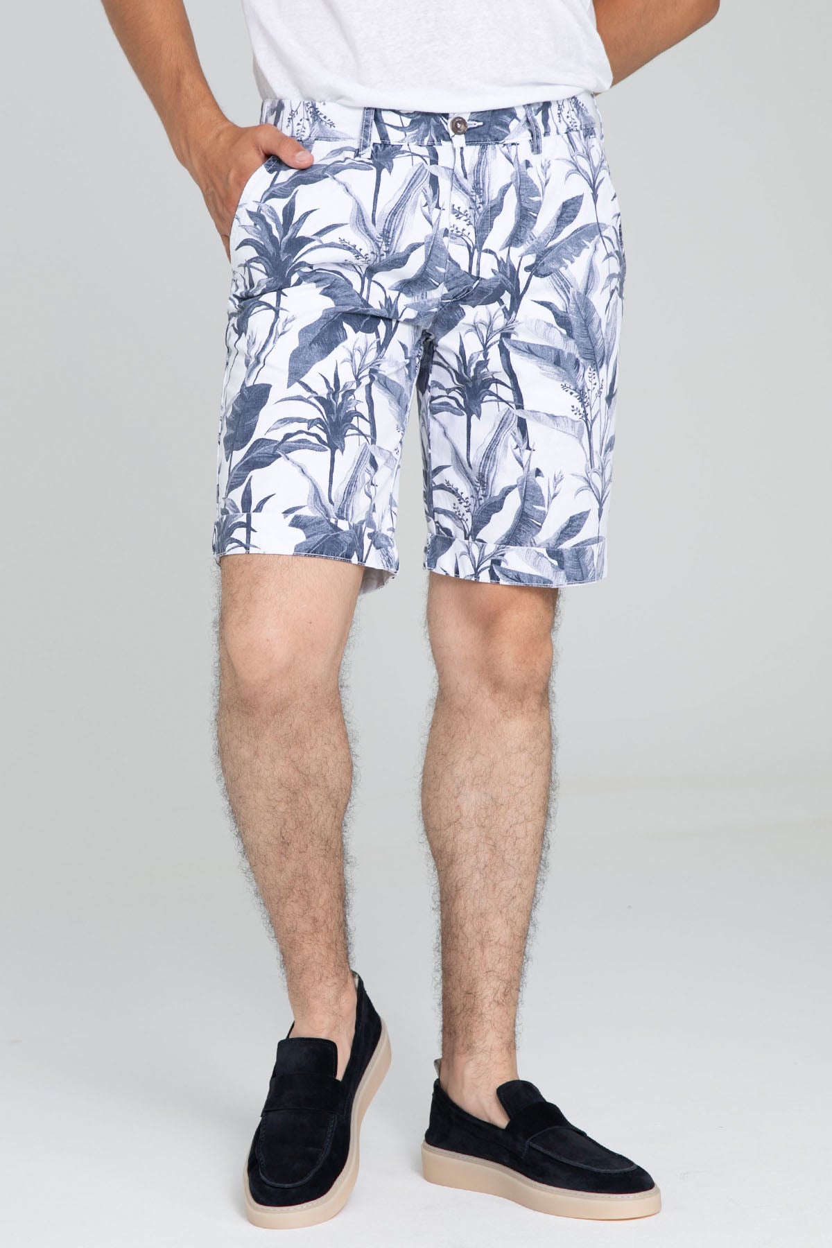 40 Weft Sergentbe Yandan Cepli Desenli Şort