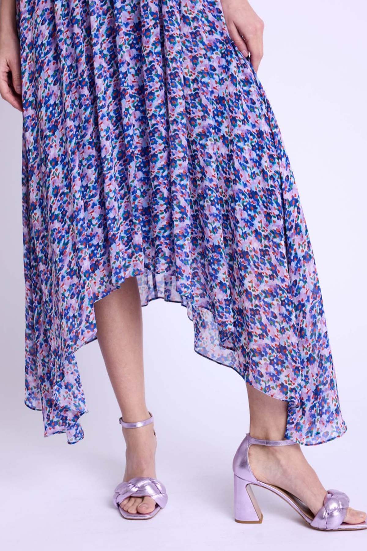 Berenice Romila Boyundan Bağlamalı Straplez Desenli Midi Elbise