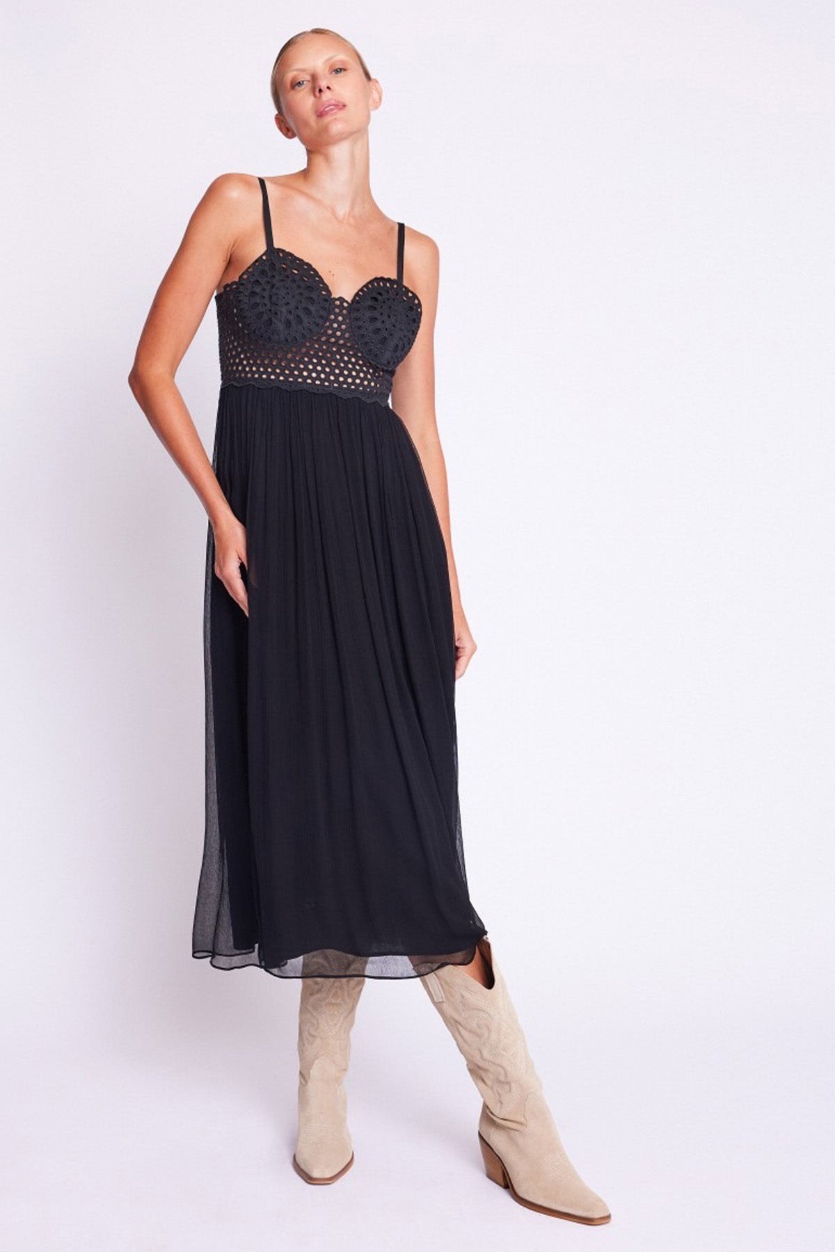 Berenice Reina Dantel Nakışlı Midi Elbise