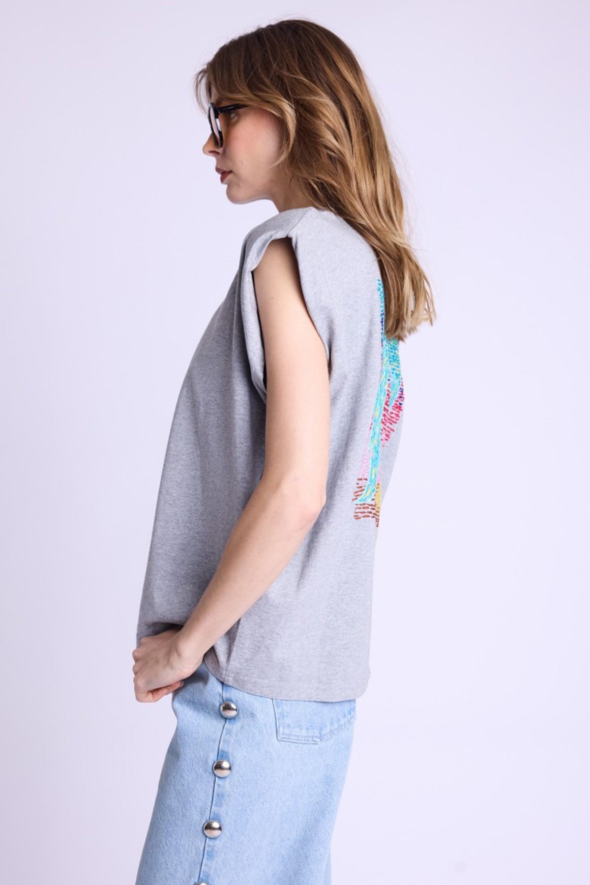 Berenice Erza Renkli Nakış Kanat Desenli Geniş Kesim T-shirt