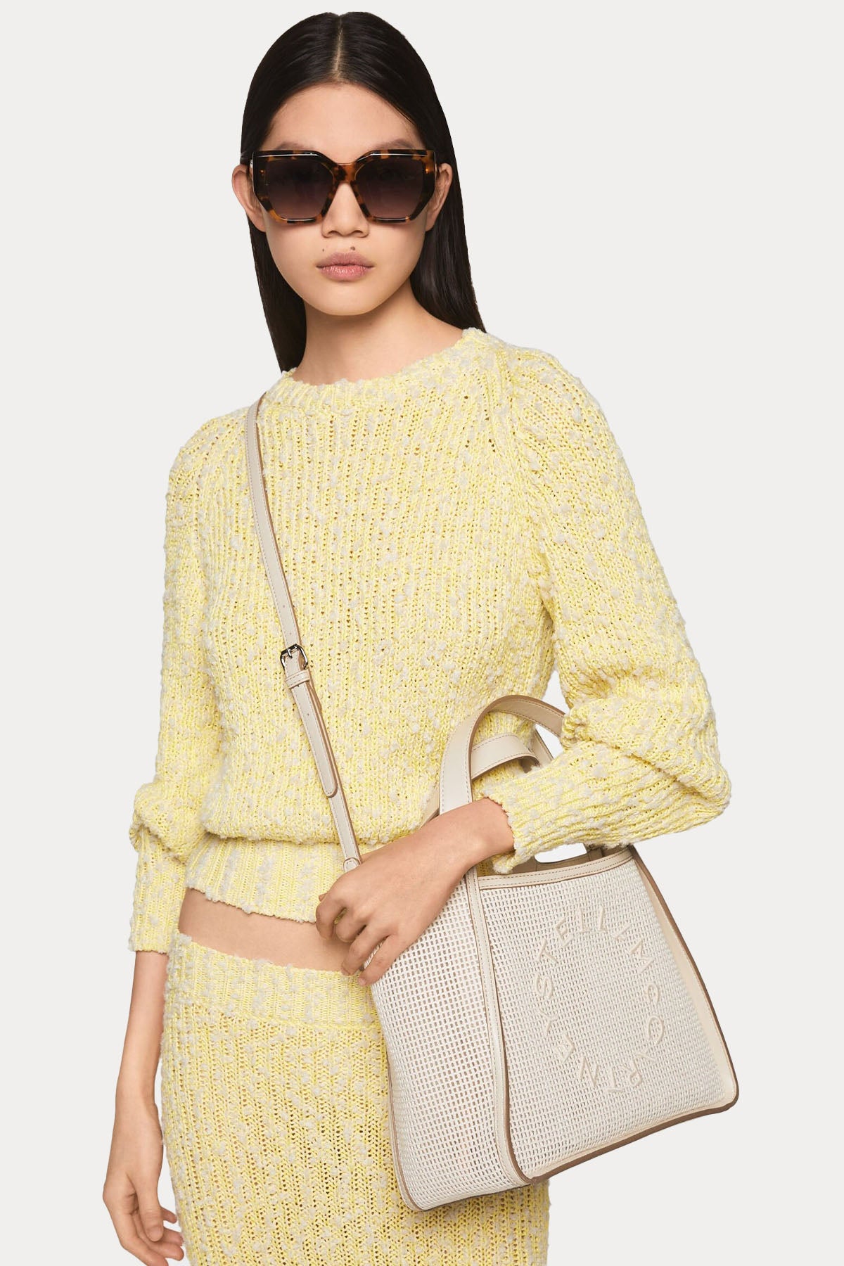 Stella Mccartney Rafya Örgü Logolu Medium Omuz Çantası