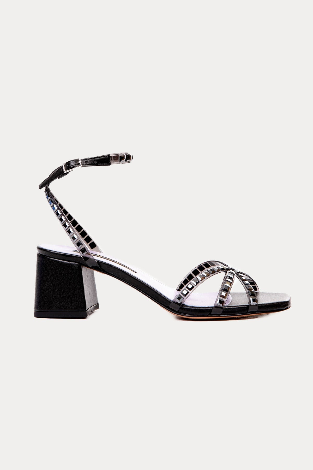 Albano Parlak Taşlı Küt Burun Deri Abiye Ayakkabı