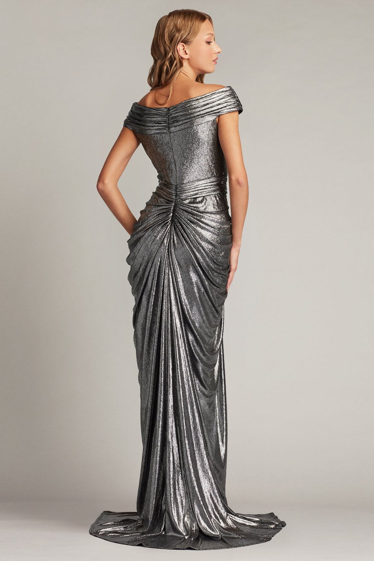 Tadashi Shoji Drapeli V Yaka Maxi Abiye Elbise