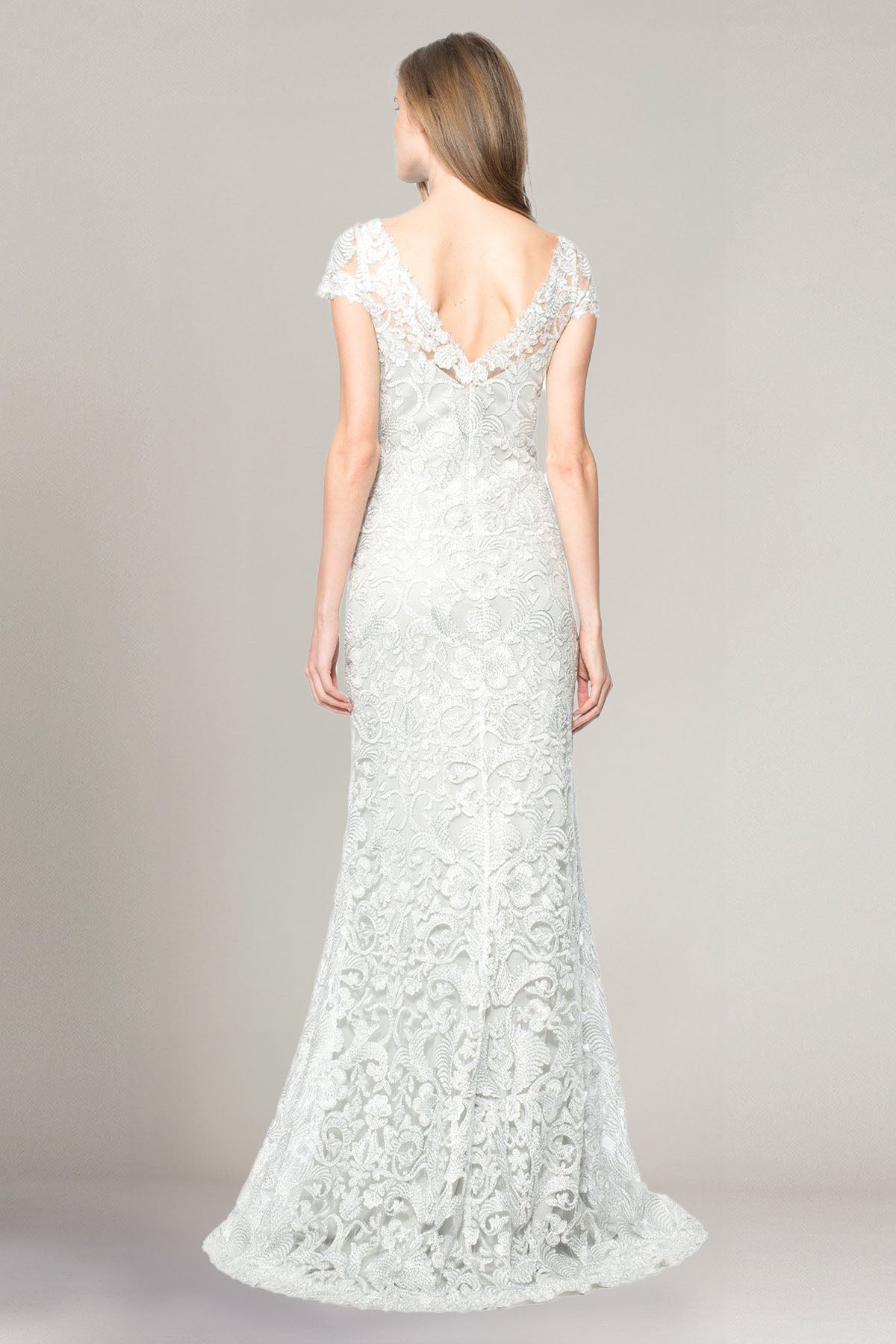 Tadashi Shoji Dantel Nakış Detaylı Maxi Abiye Elbise