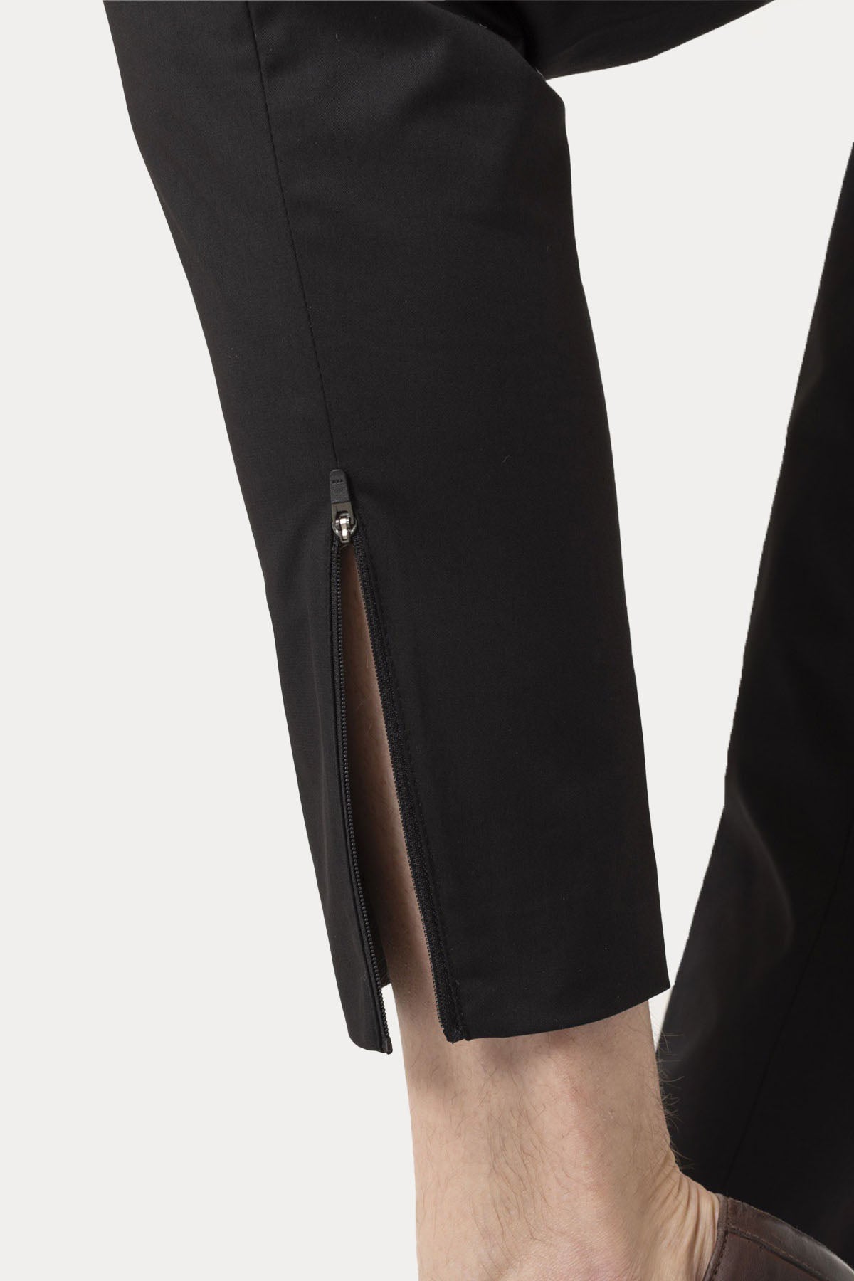 Pantaloni Torino Epsilon Yandan Cepli Paçası Fermuarlı Streç Pantolon-Pantolon-Libas