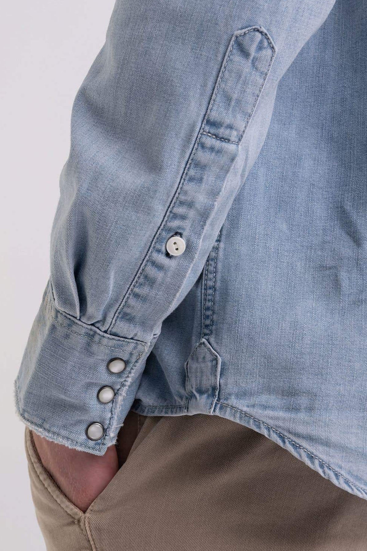 Replay Klasik Yaka Cep Detaylı Denim Gömlek