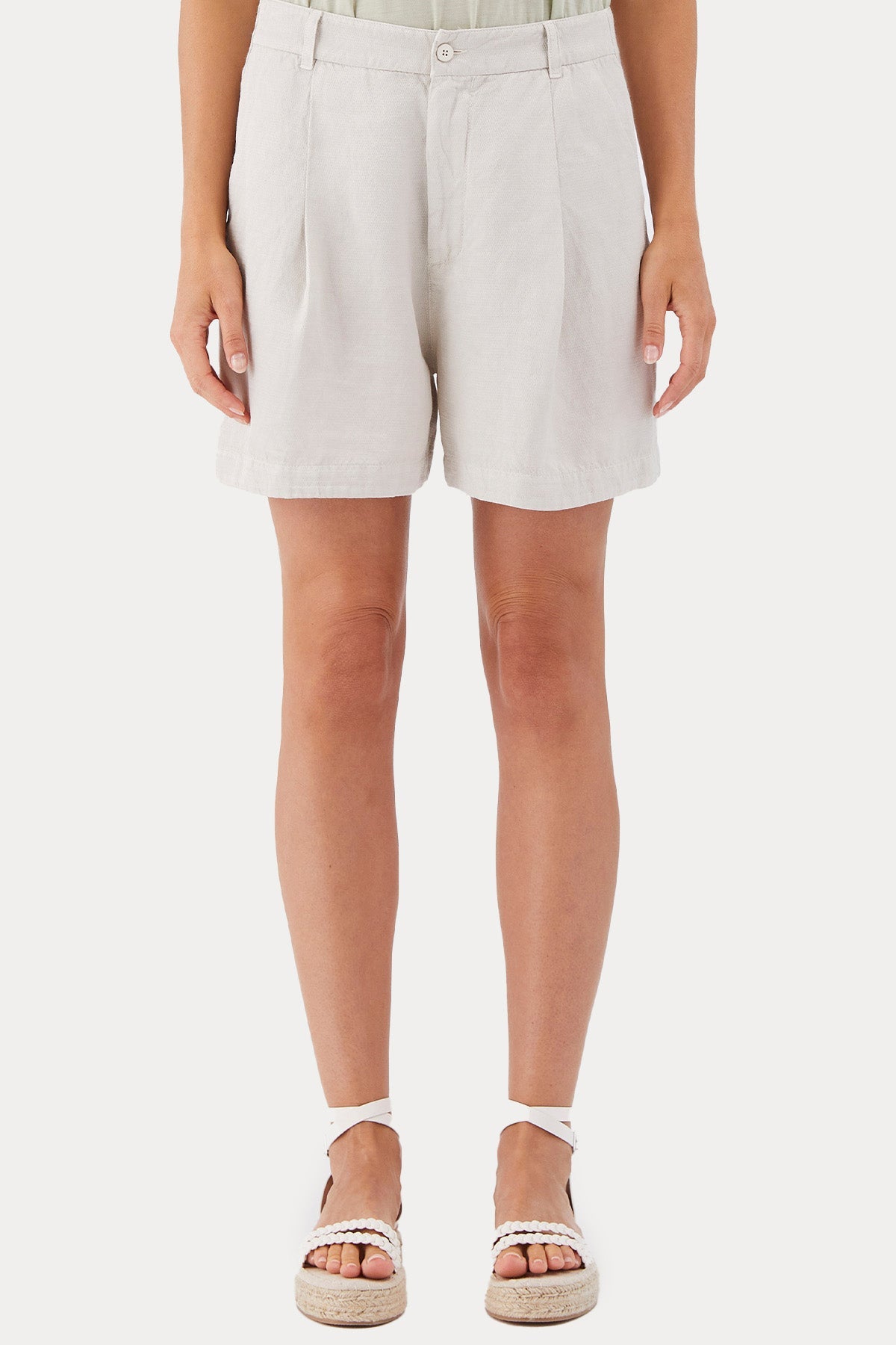 Transit Yüksek Bel Tek Pileli Yandan Cepli Keten Şort
