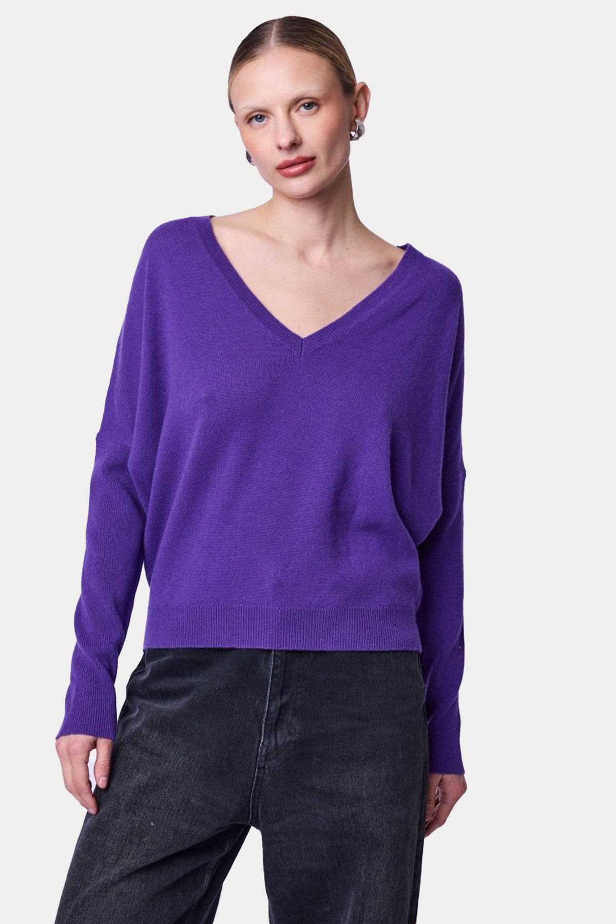 Berenice Aurola Sırtta Kanat Desenli Kaşmir İnce Örgü Yün Triko