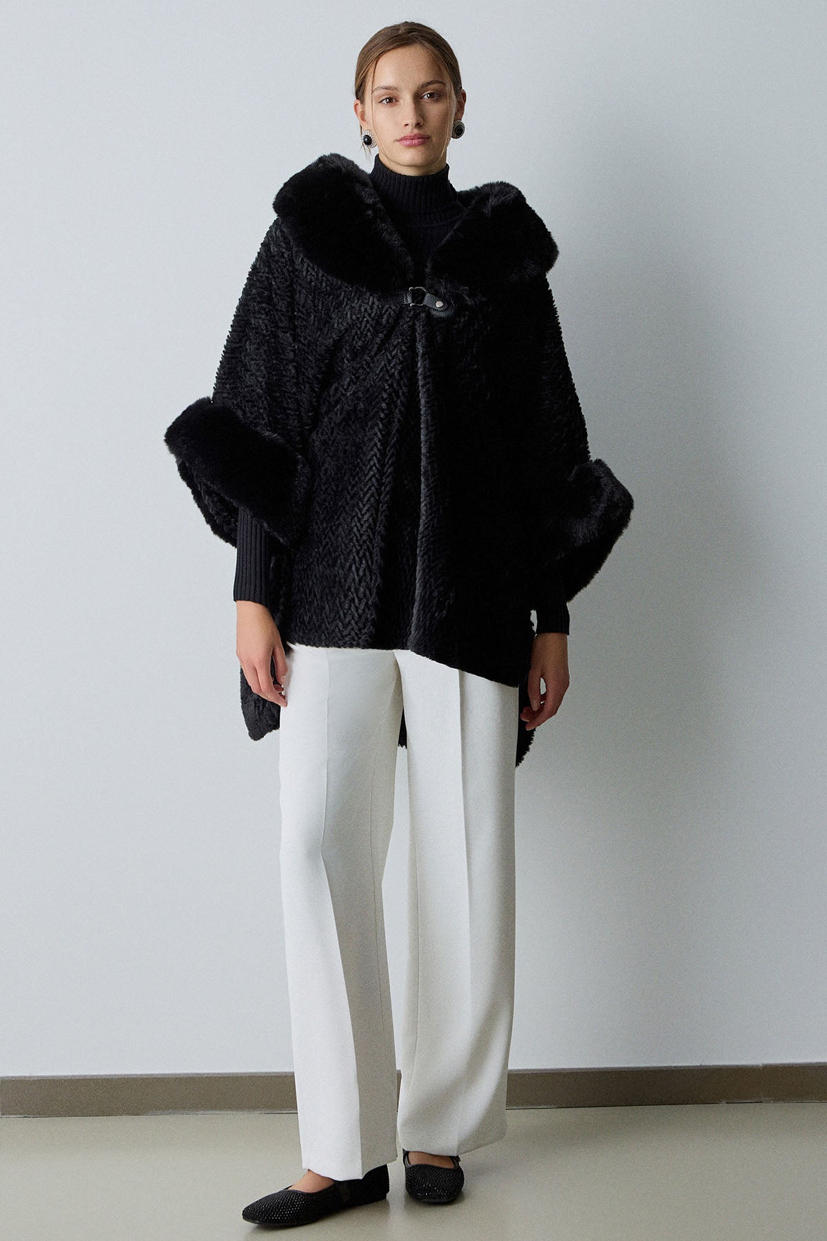 Bsb Geniş Kesim Kürklü Peluş Panço