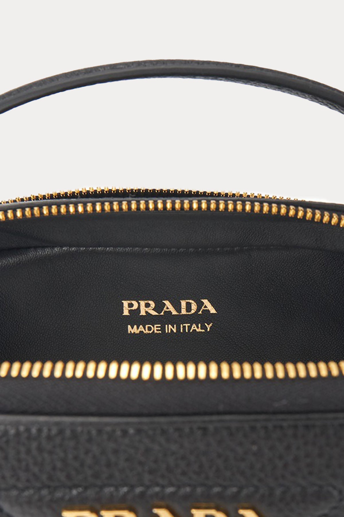 Prada Logolu Çift Bölmeli Deri Small Omuz Çantası