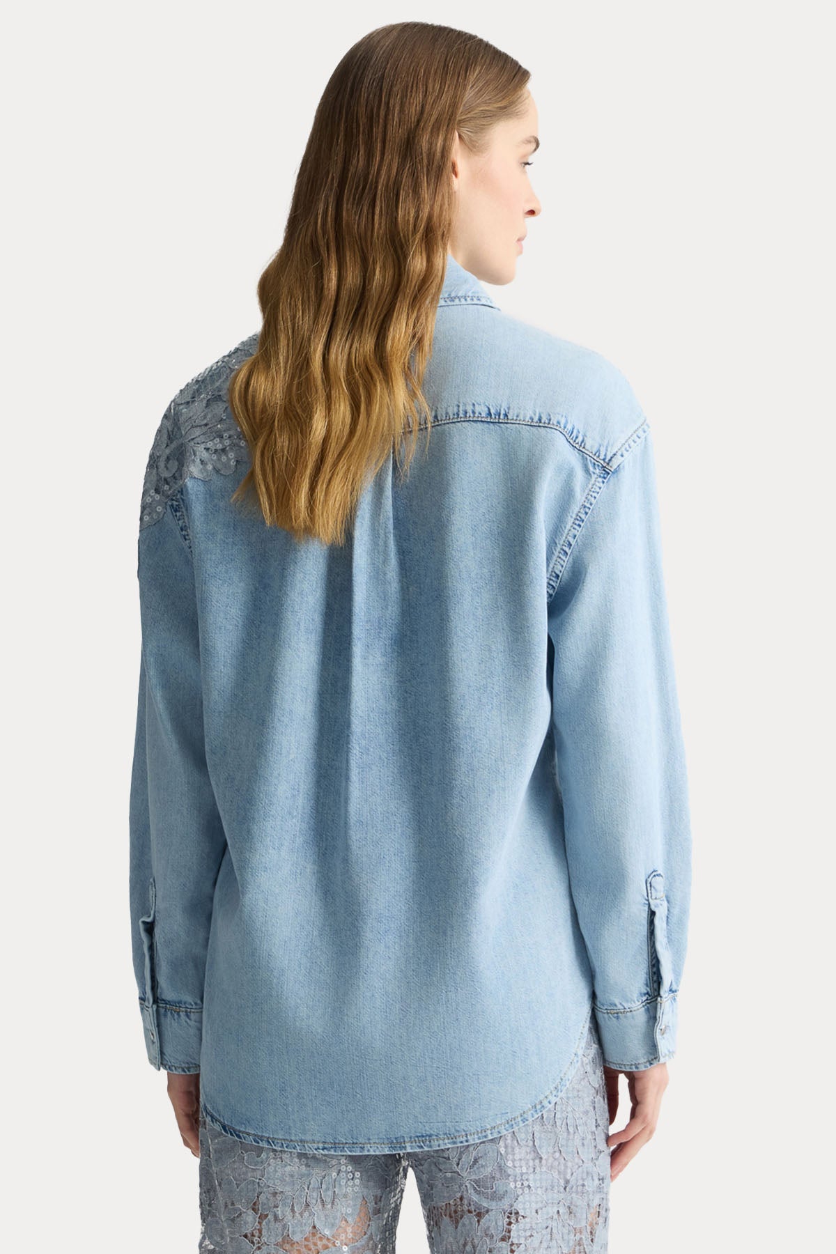 Liu Jo Relaxed Fit Dantel Nakışlı Denim Gömlek