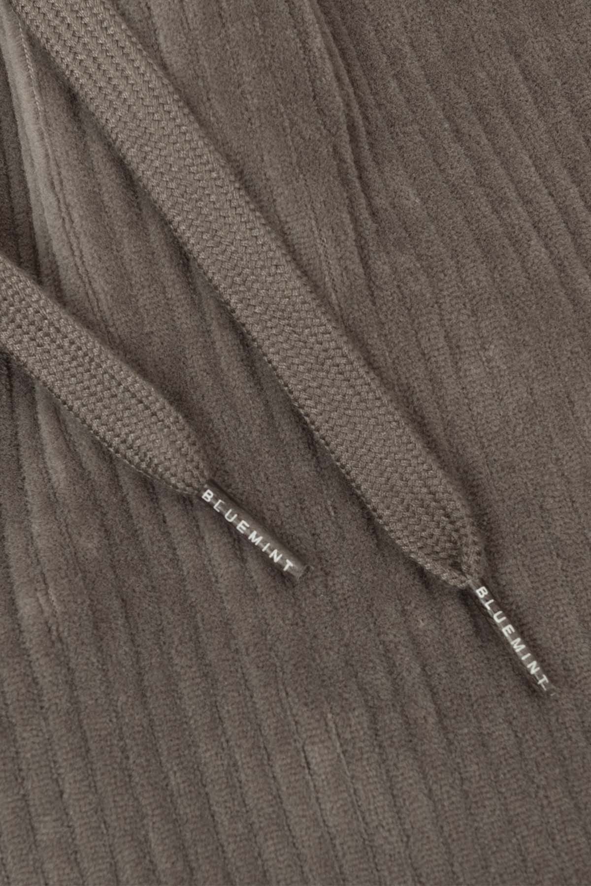 Bluemint Marsel Yumuşak Dokulu Fitilli Kadife Beli Lastikli Şort