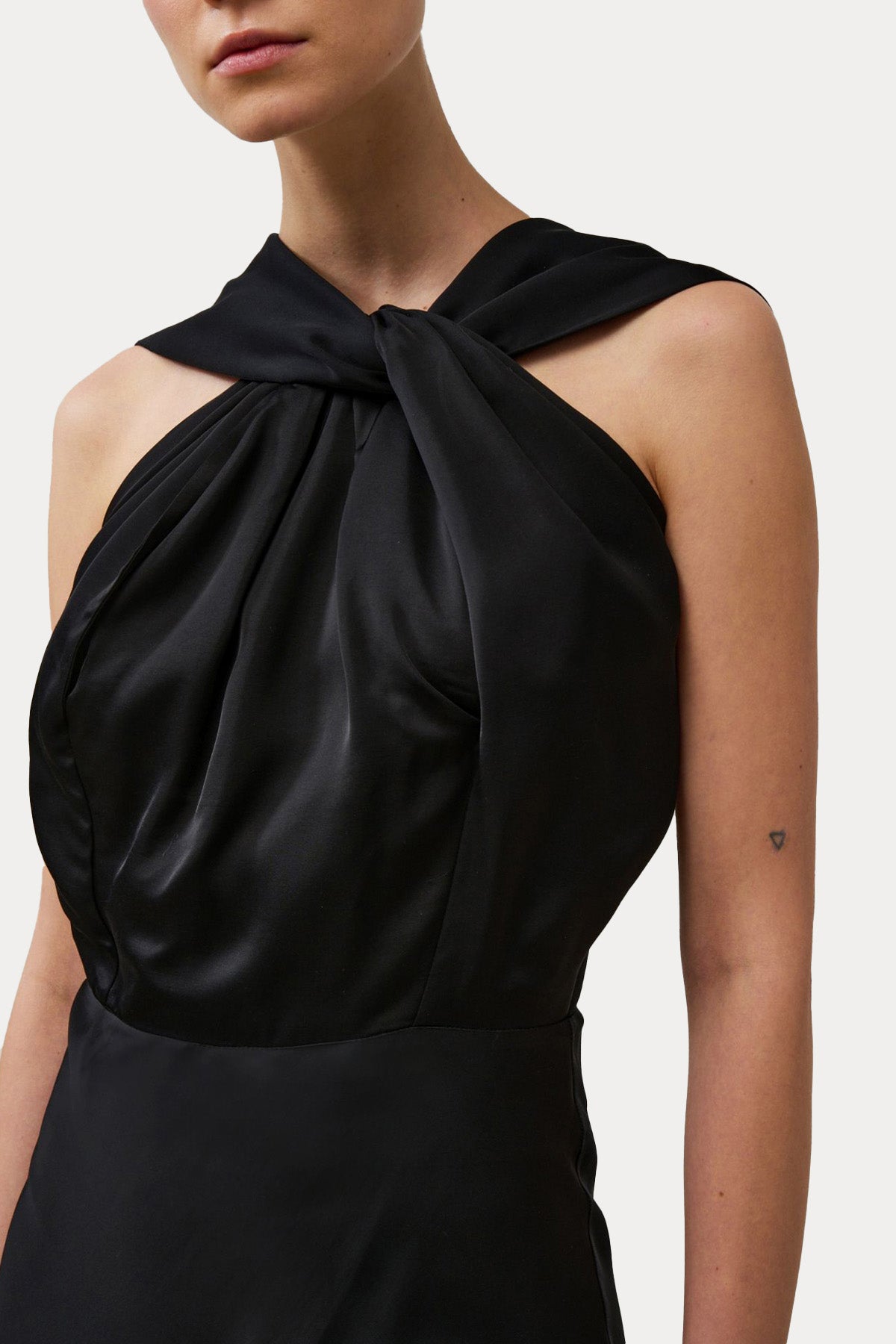 Stelios Koudounaris Sırt Dekolteli Maxi Abiye Elbise