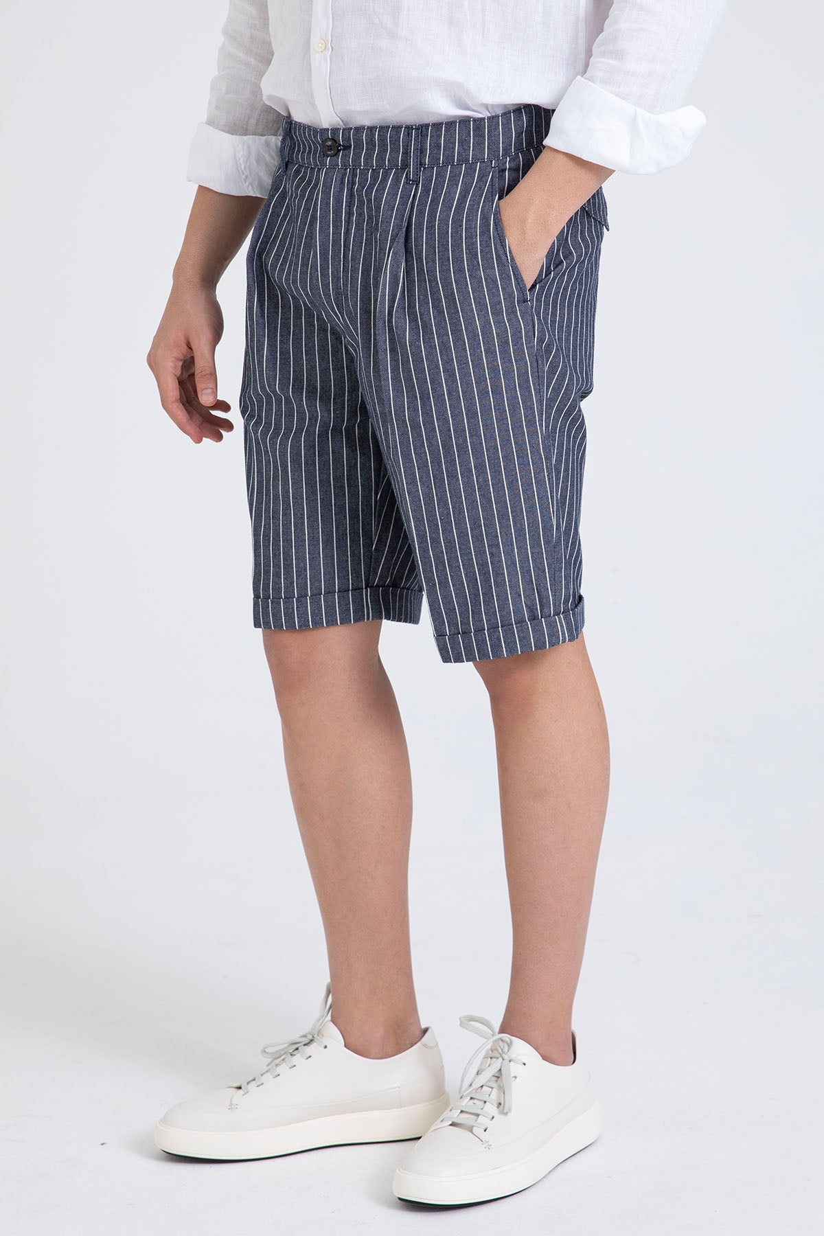 40 Weft Ronanbe Çizgili Tek Pile Yandan Cepli Şort