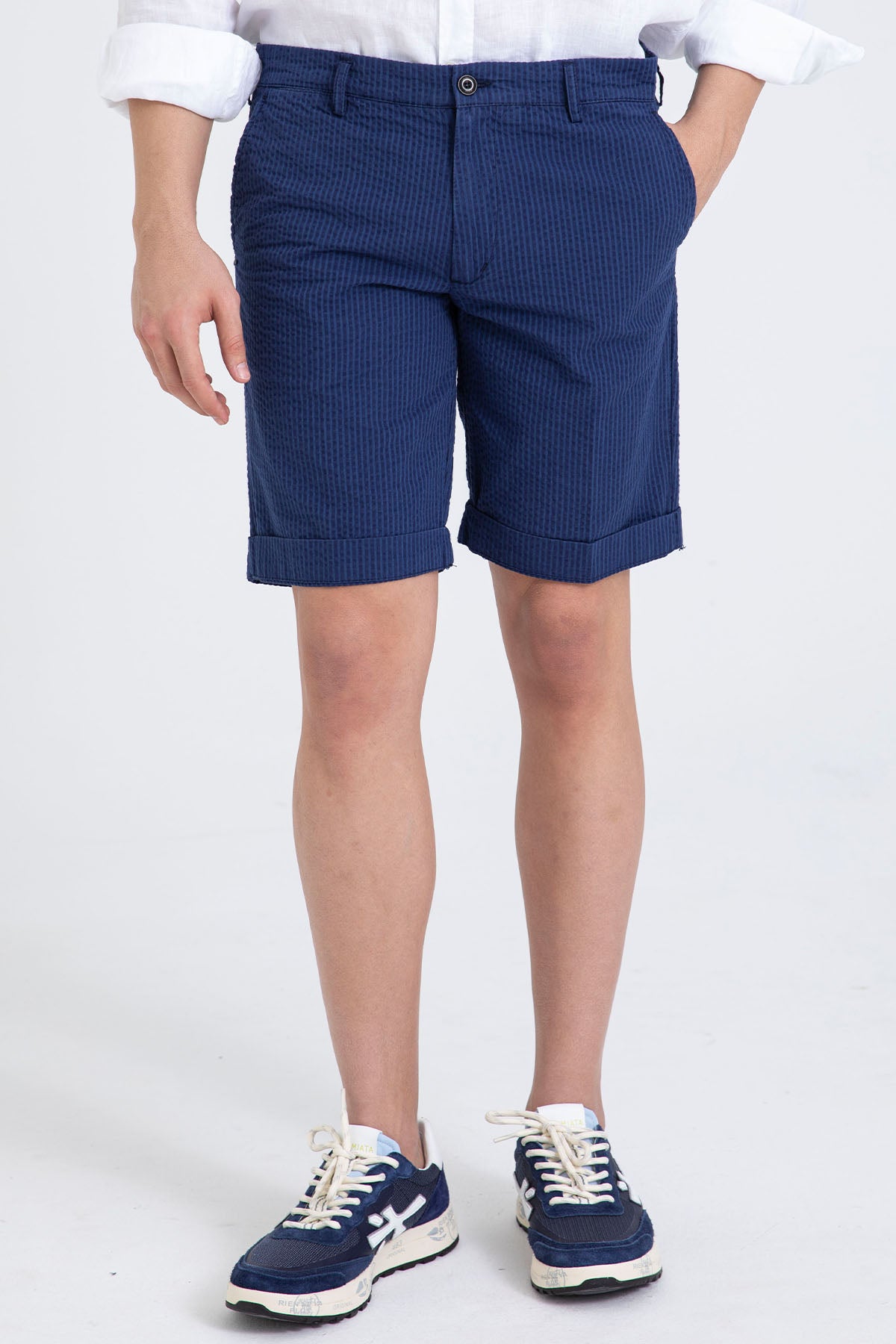 40 Weft Sergentbe İnce Çizgili Seersucker Kumaş Yandan Cepli Şort