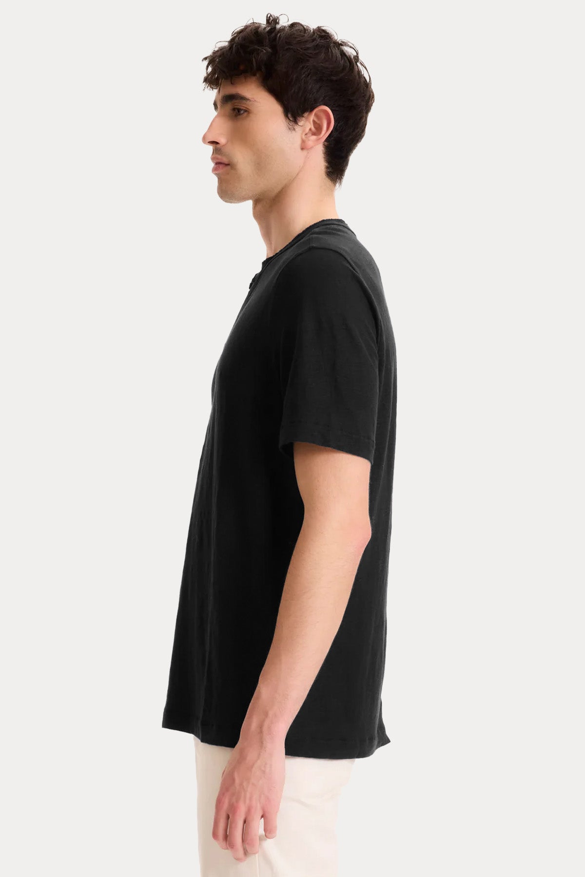 Majestic Relaxed Fit Hakim V Yaka Streç Keten T-shirt