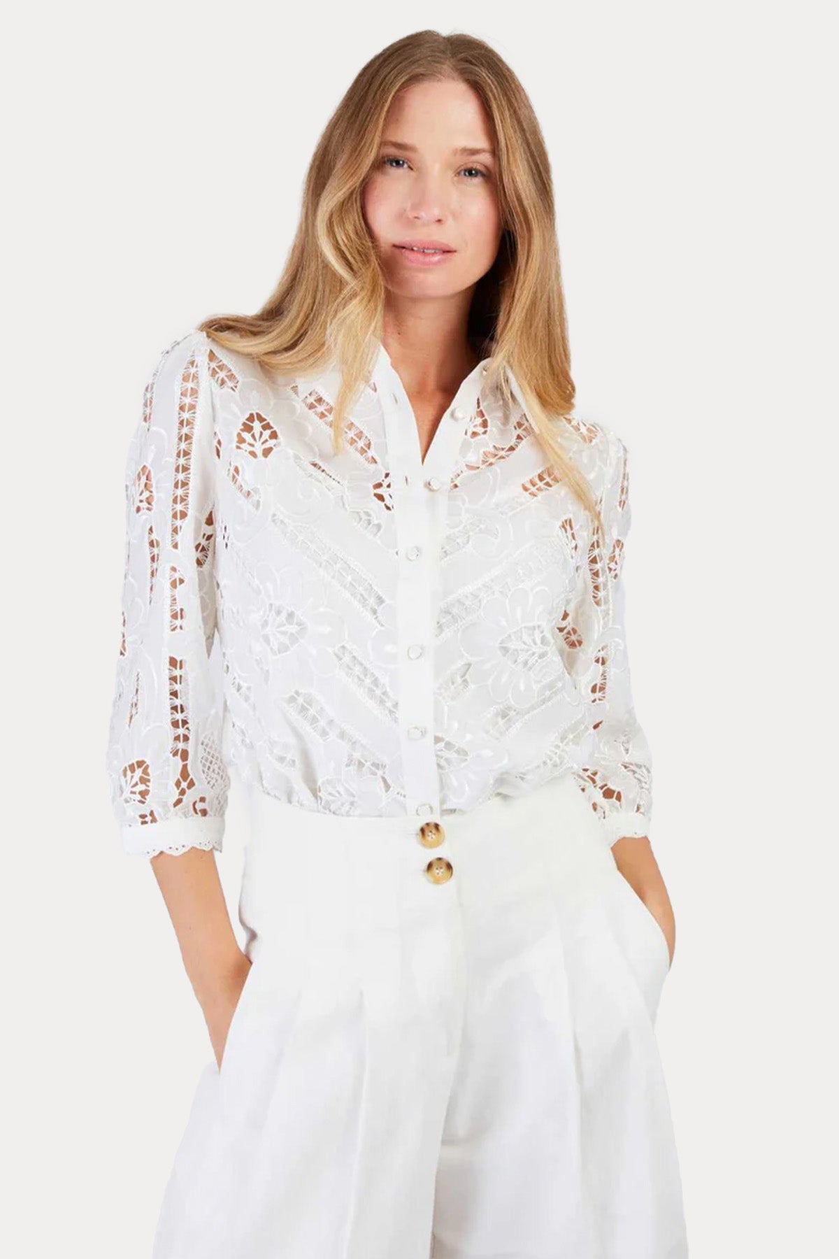 Rene Derhy Liane Classic Fit Lazer Kesim Dantel Nakışlı Gömlek