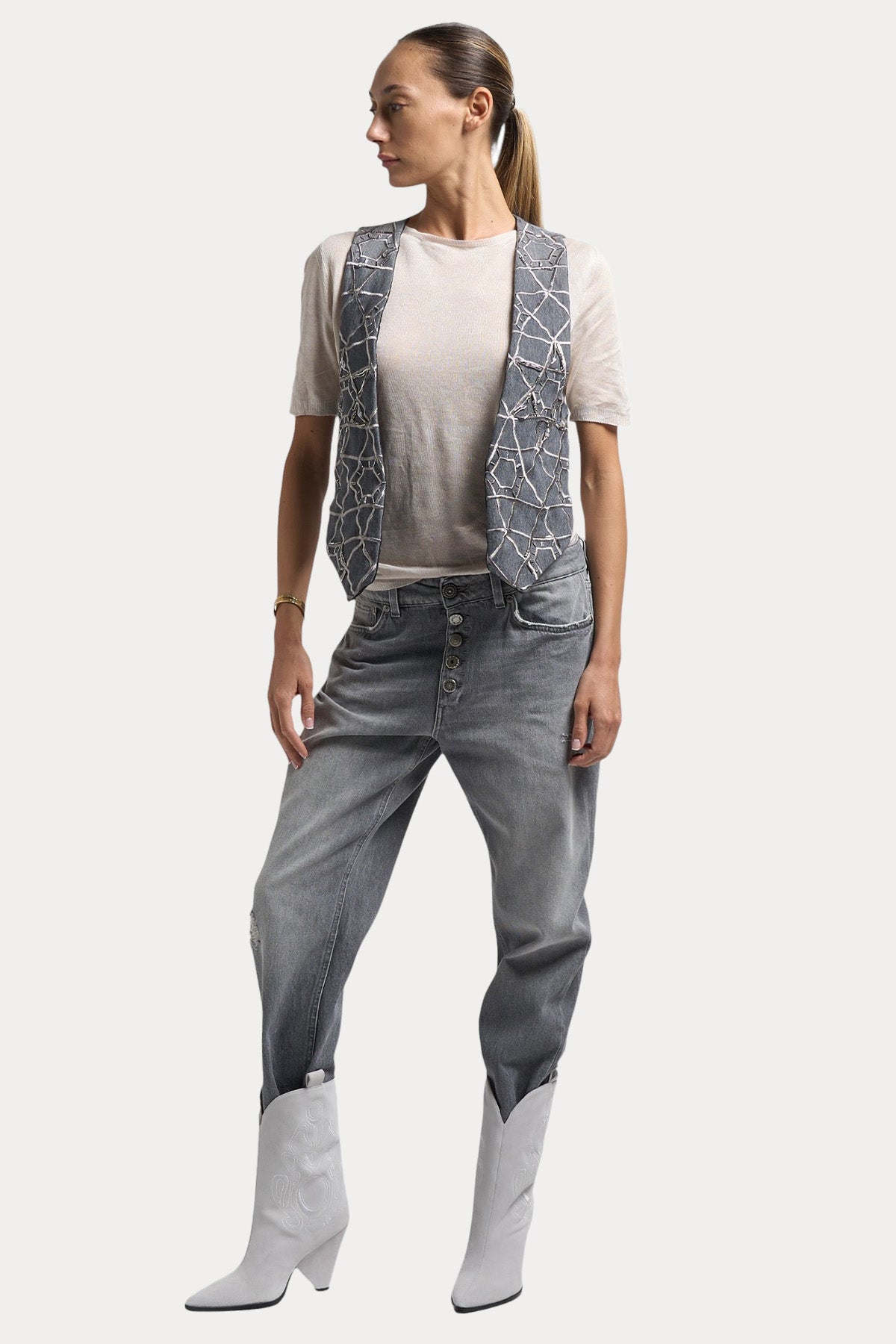 Dondup Boncuk Aksesuarlı Nakışlı Yelek