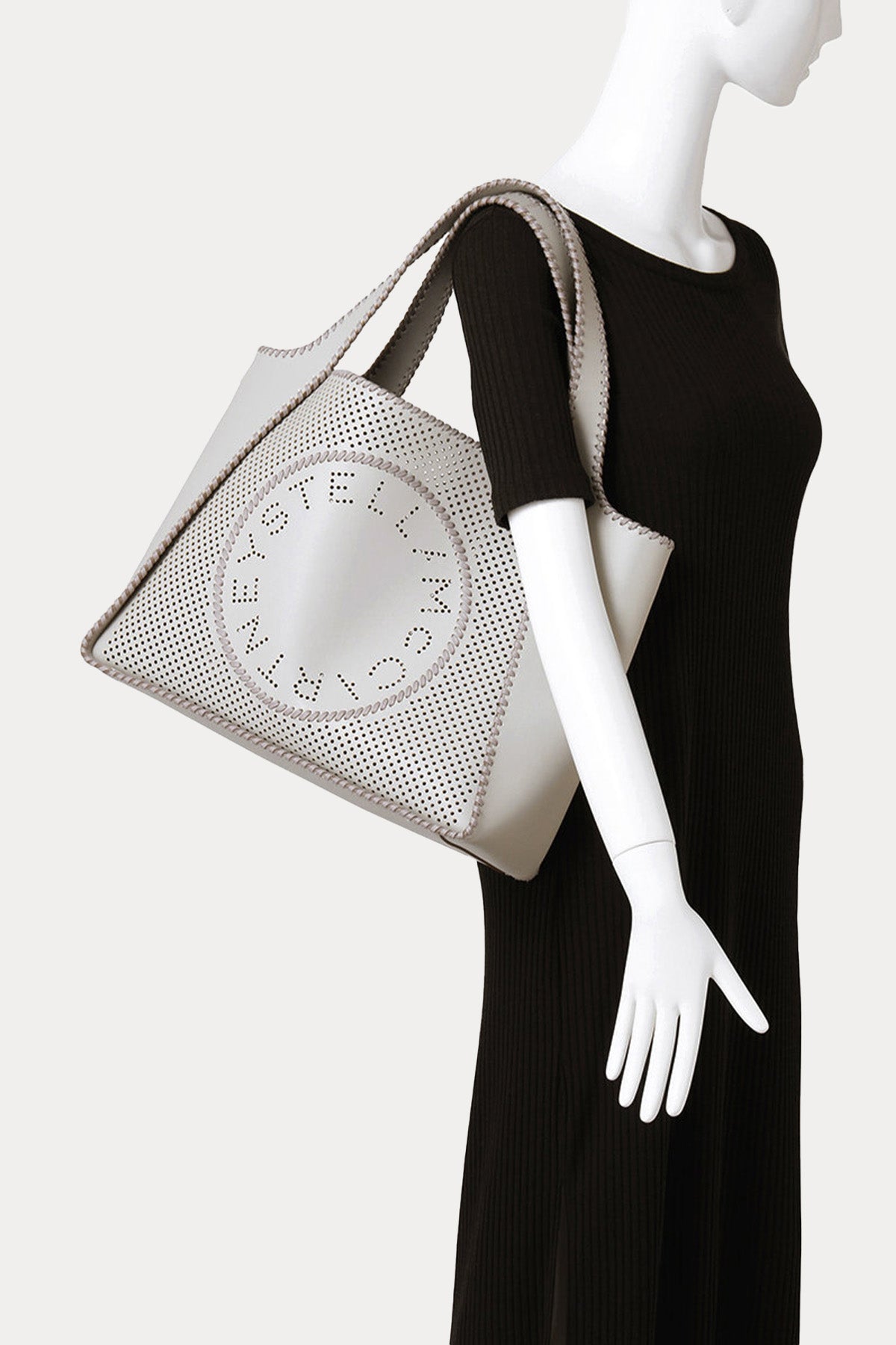 Stella Mccartney Crossbody Lazer Kesim Delikli Omuz Çantası