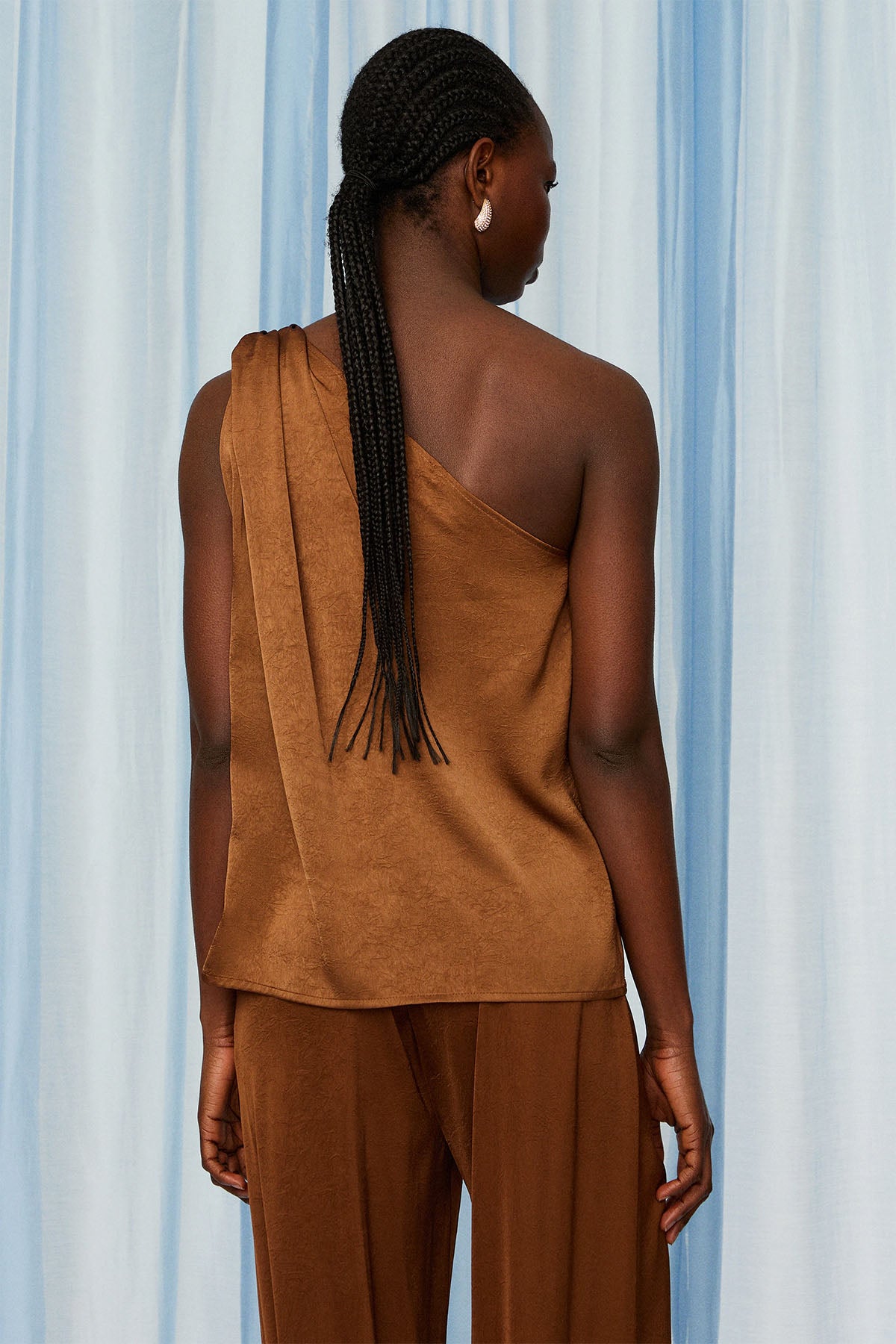 Bsb Tek Omuz Desenli Bluz