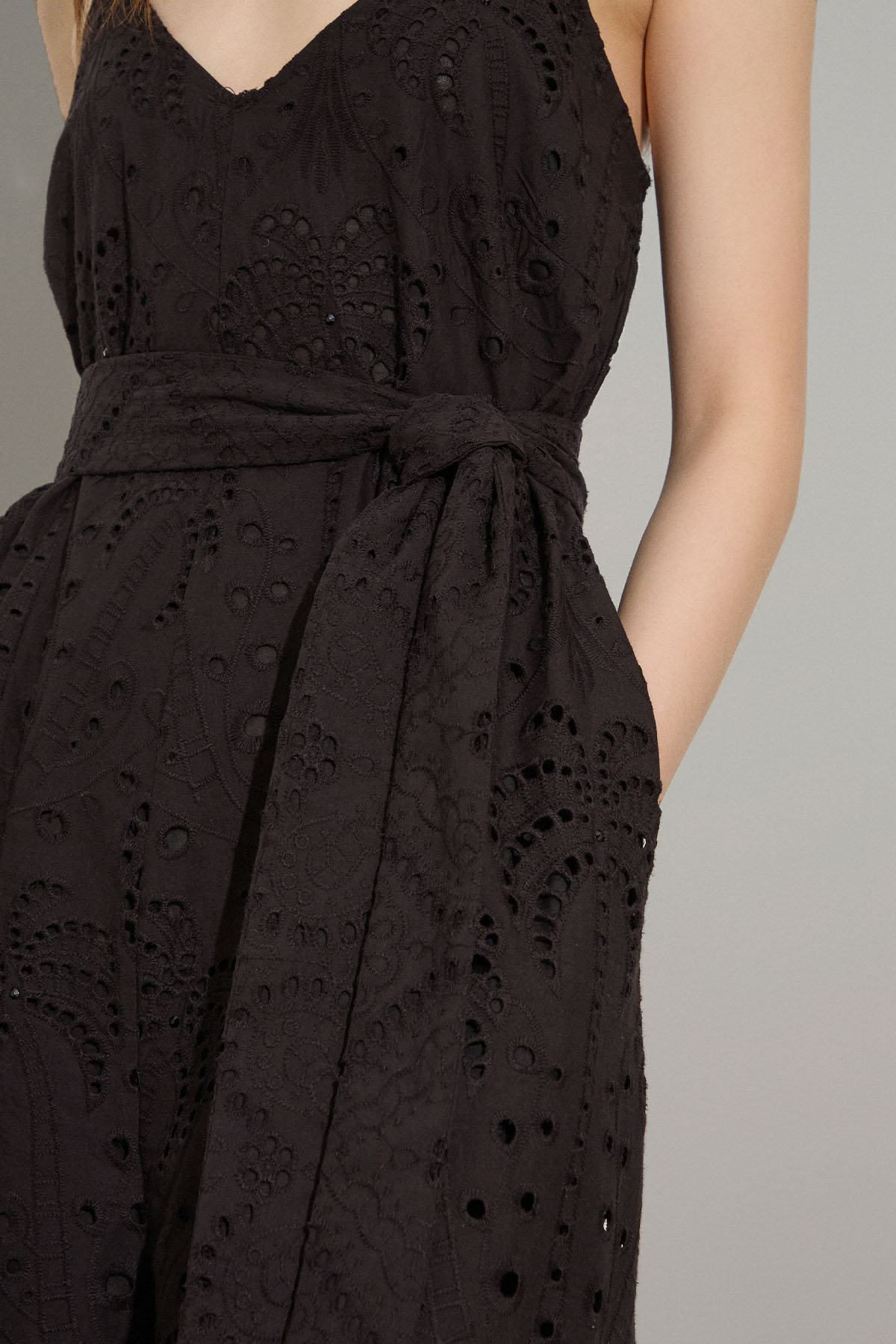 Bsb Regular Fit Lazer Kesim Dantel Nakış Kemerli Tulum