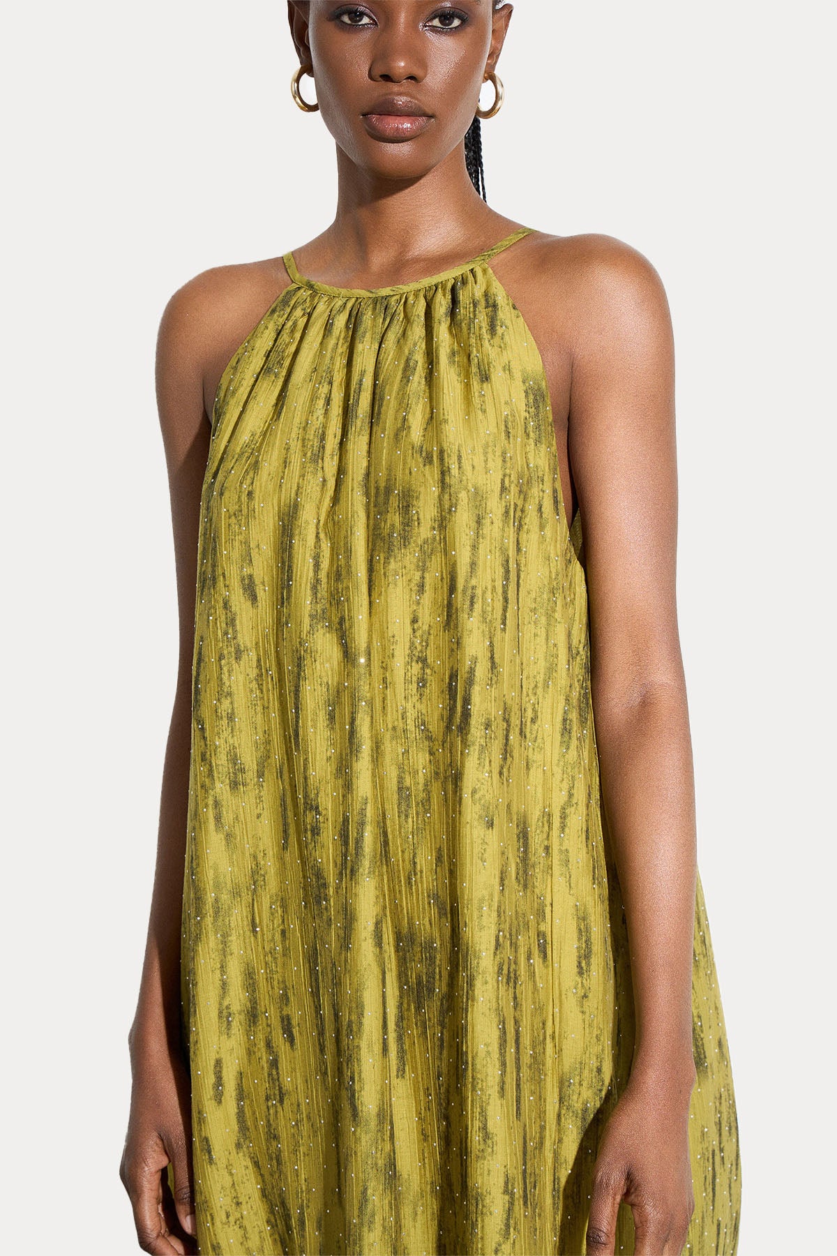 Bsb Boyundan Bağlamalı Pileli Desenli Maxi Elbise