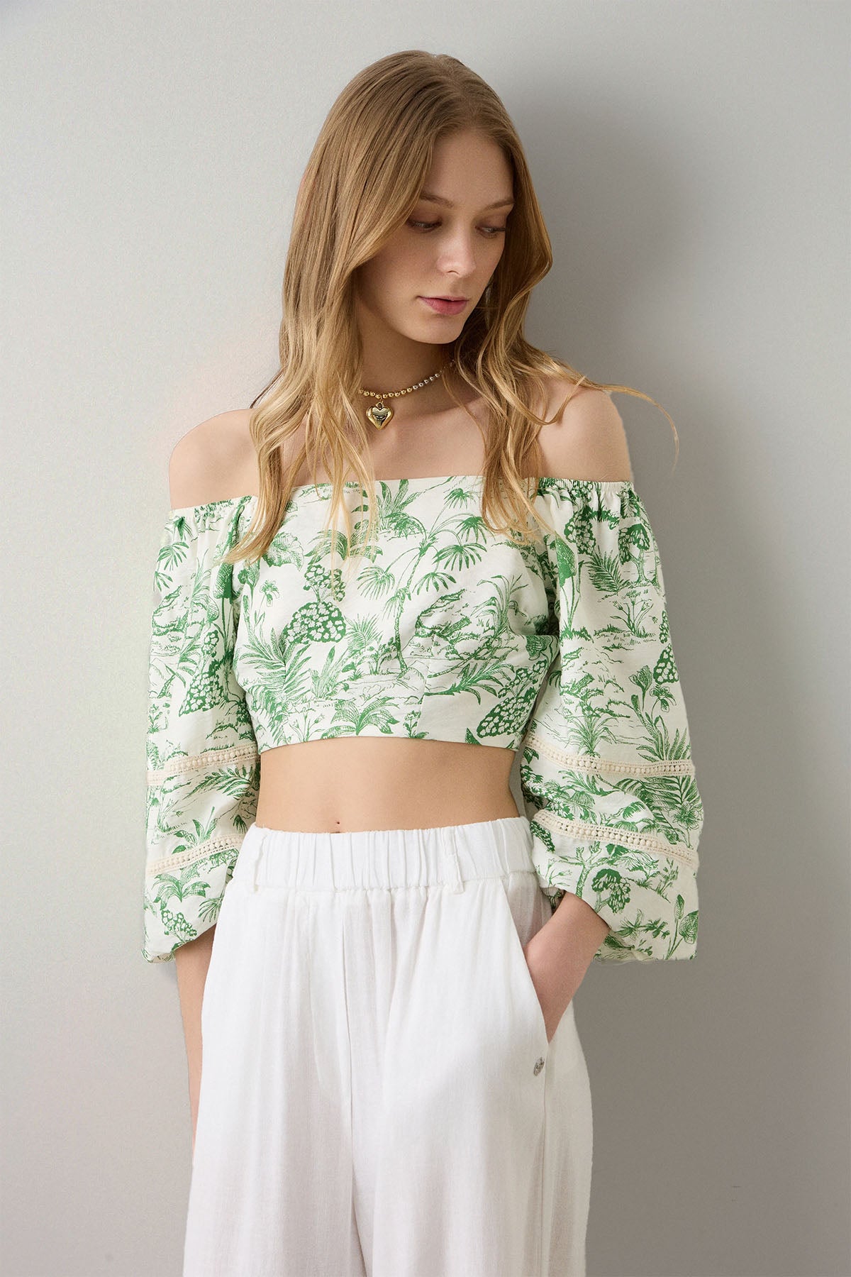 Bsb Straplez Yaka Desenli Crop Bluz