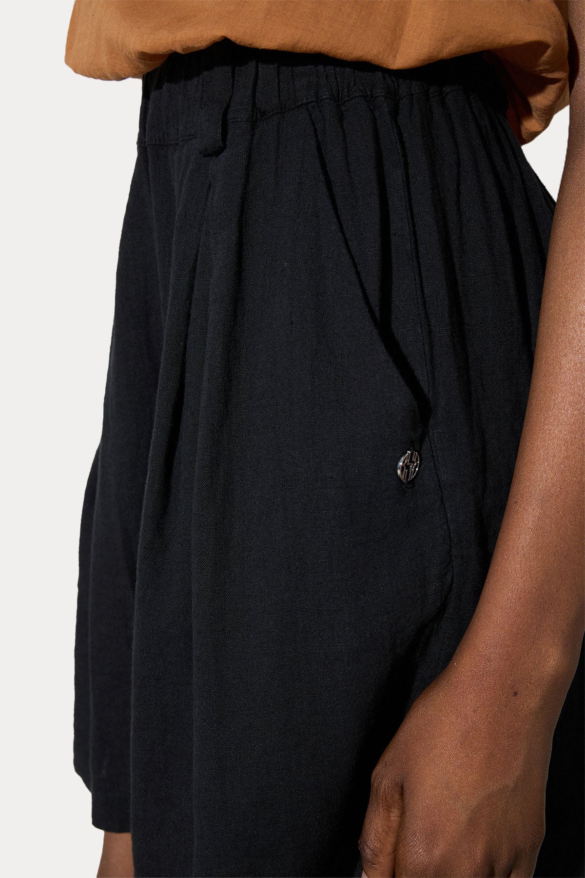 Bsb Geniş Kesim Yüksek Bel Beli Lastikli Keten Şort