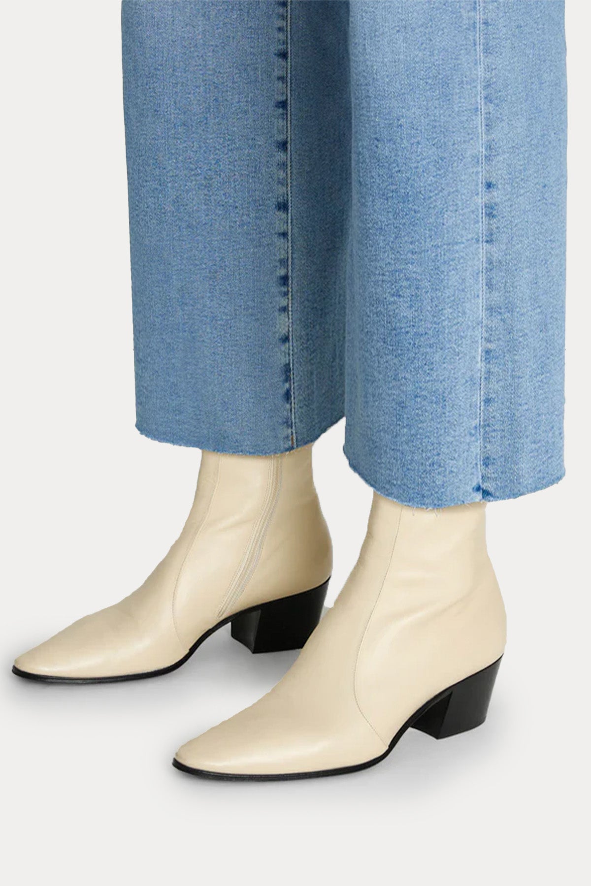 7 For All Mankind Alexa Cropped Straight Fit Jeans