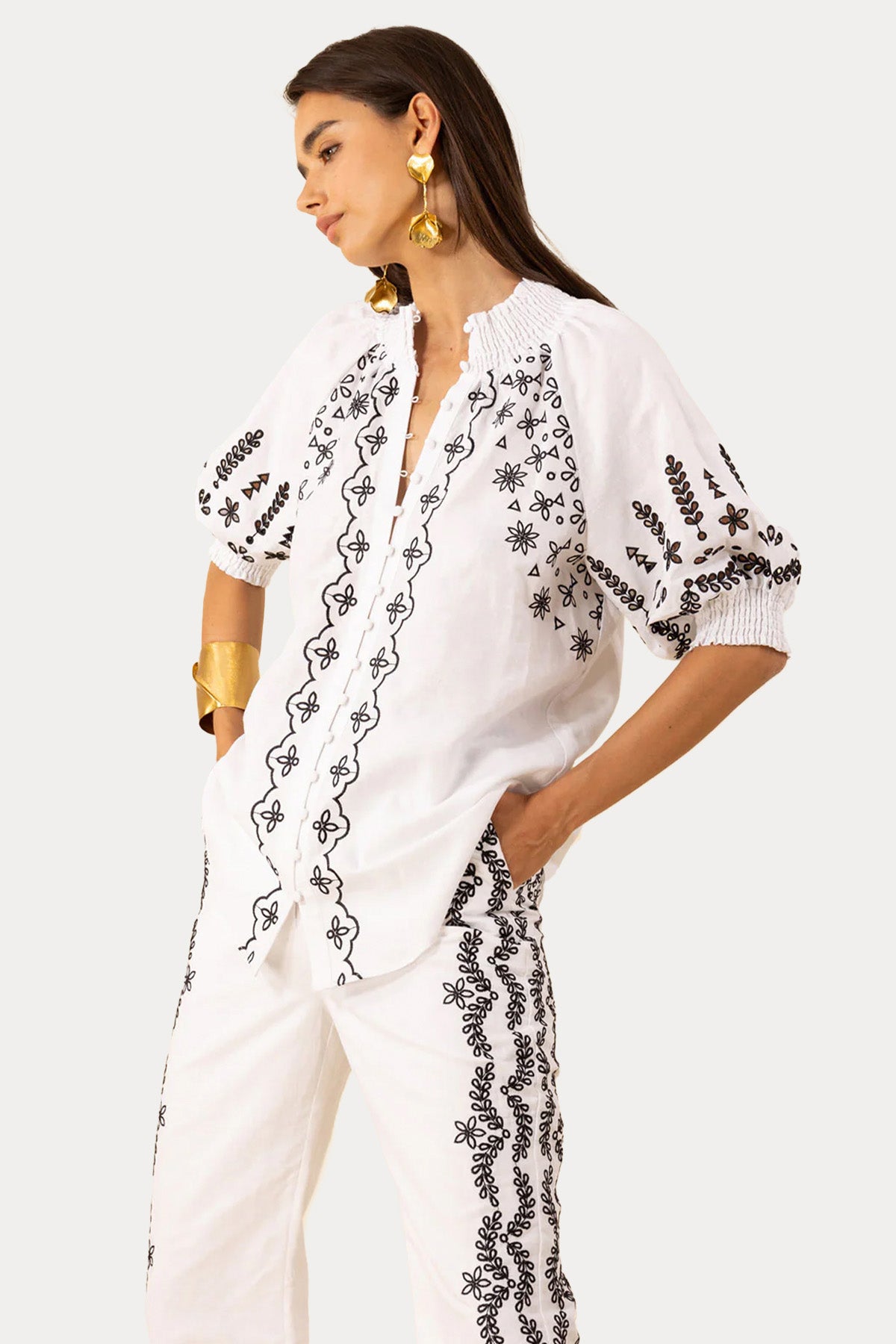 Hale Bob Relaxed Fit Streç Dik Yaka Nakışlı Gömlek