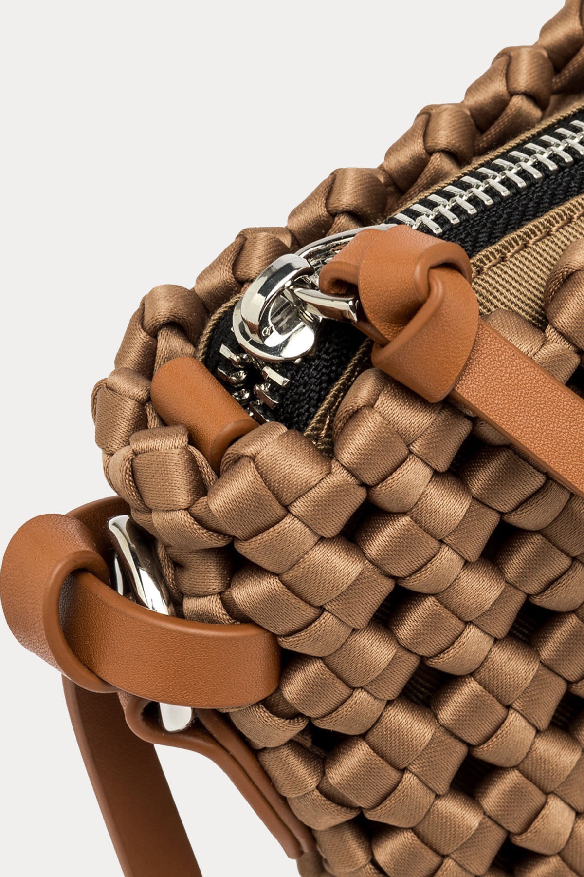 Gianni Chiarini Fiore Örgü Omuz Çantası