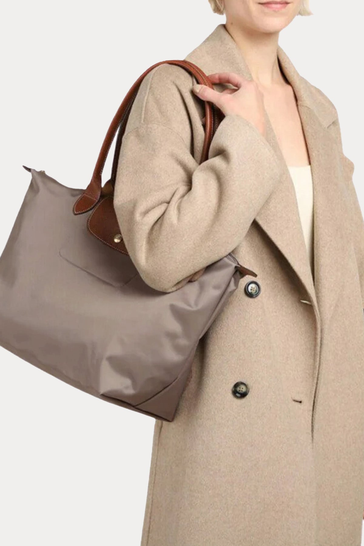 Longchamp Deri Detaylı Logolu Omuz Çantası