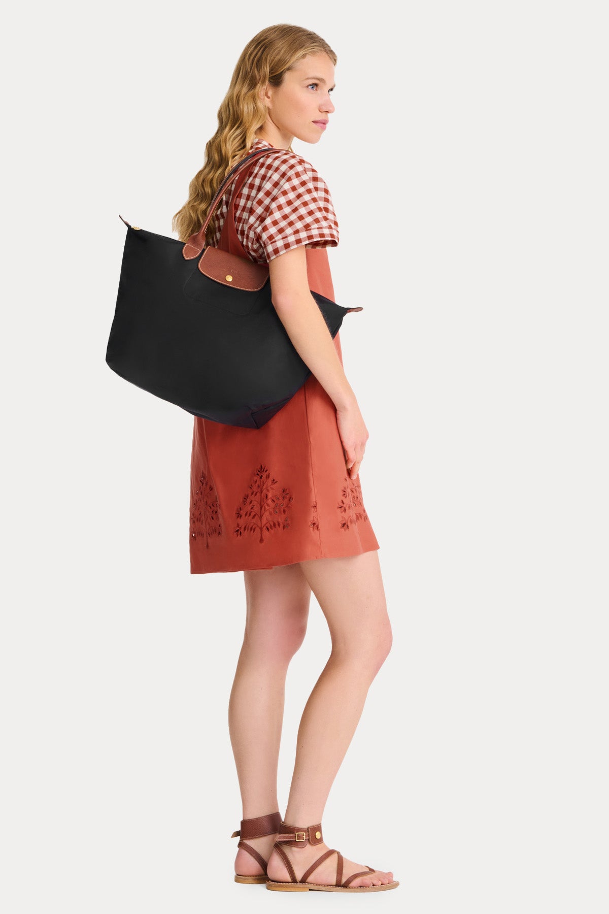 Longchamp Deri Detaylı Logolu Omuz Çantası