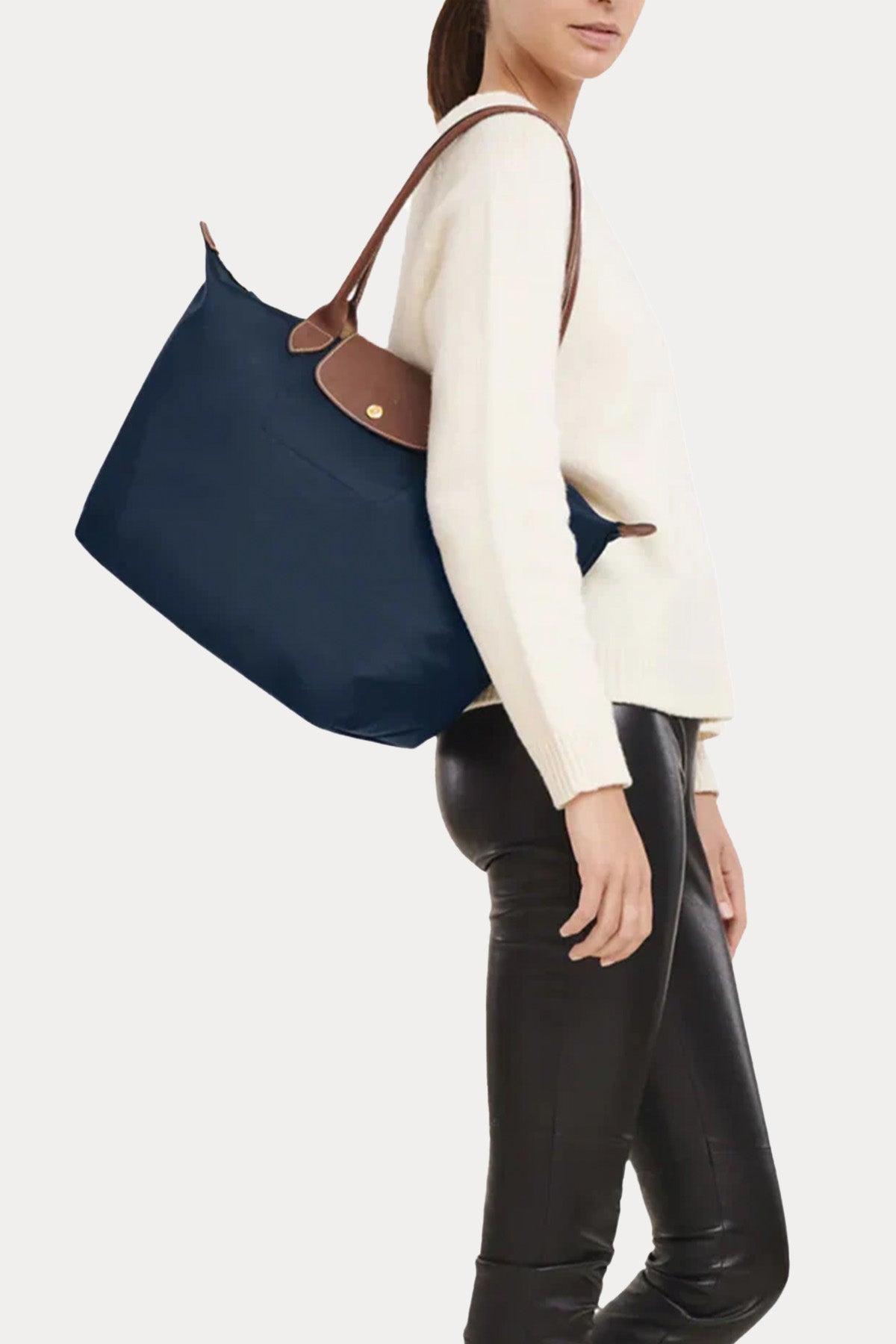 Longchamp Deri Detaylı Logolu Omuz Çantası