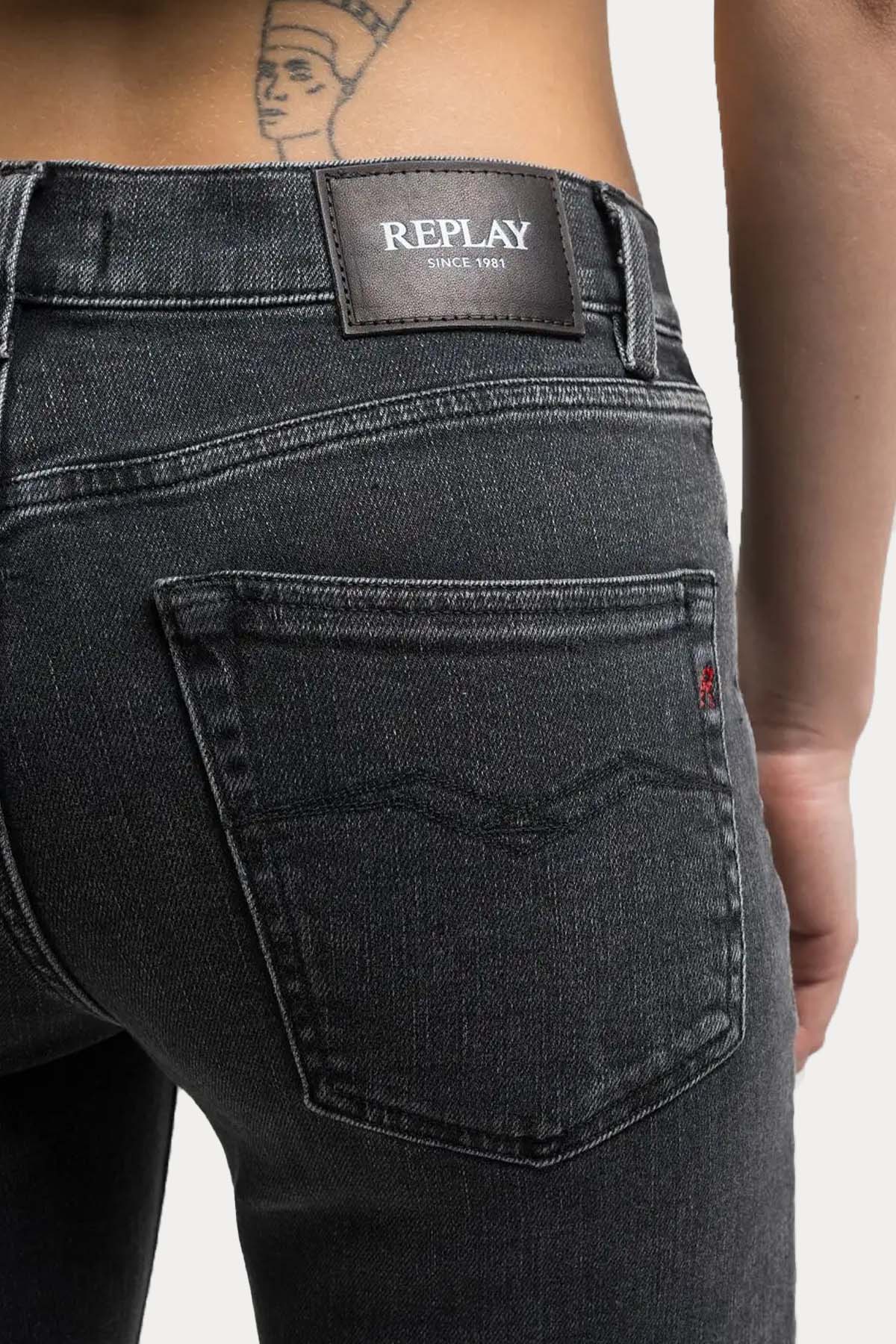 Replay Akeme Straight Low Waist Fit Jeans