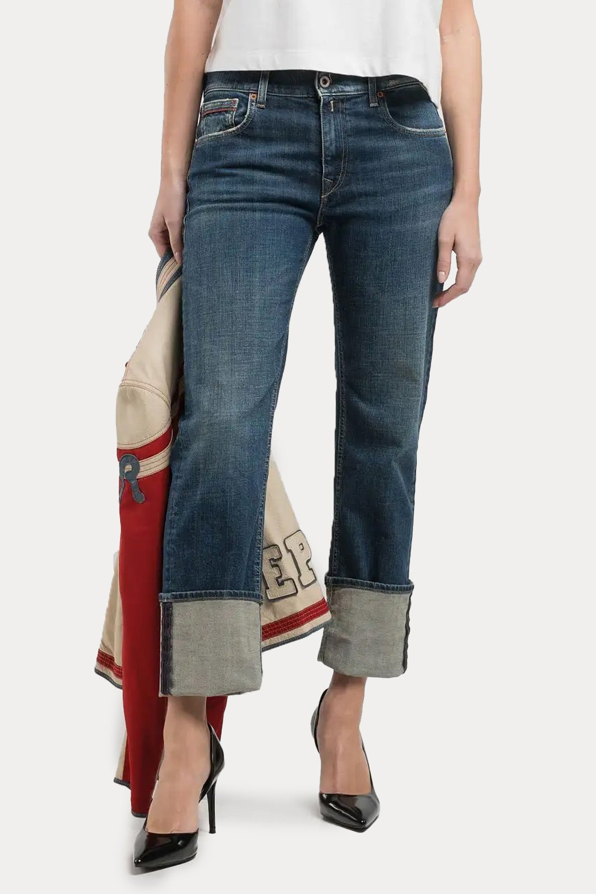 Replay Akeme Straight Low Waist Fit Jeans