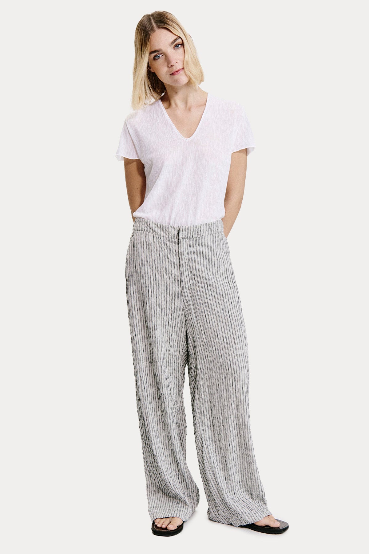 Transit Geniş Kesim Gofre Kumaş Yandan Cepli Pantolon