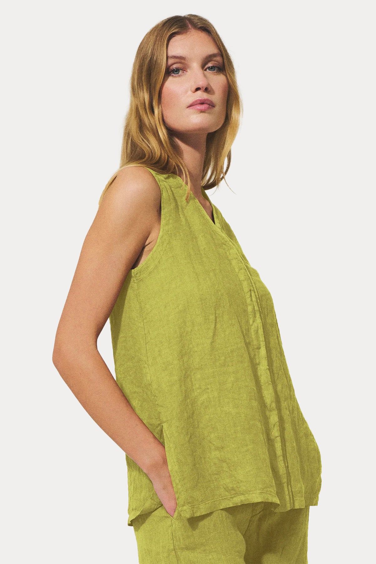 Transit Regular Fit V Yaka Keten Gömlek