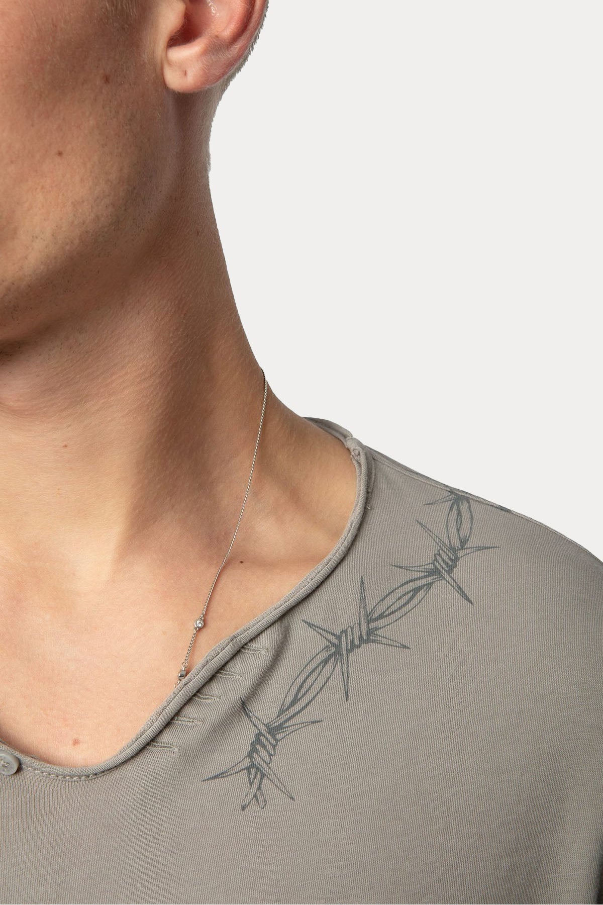 Zadig & Voltaire Düğmeli V Yaka Logolu T-shirt