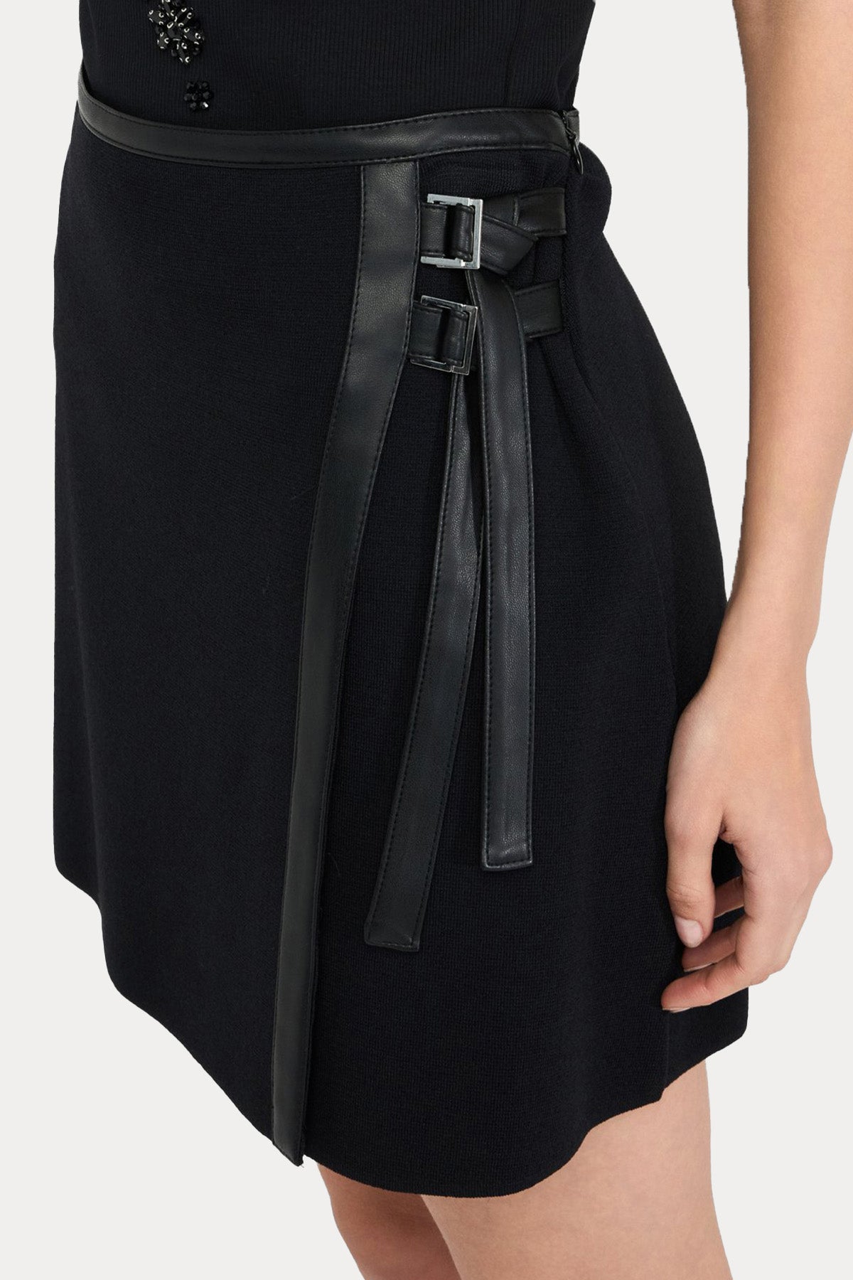 Liu Jo Deri Detaylı Kemerli Mini Etek