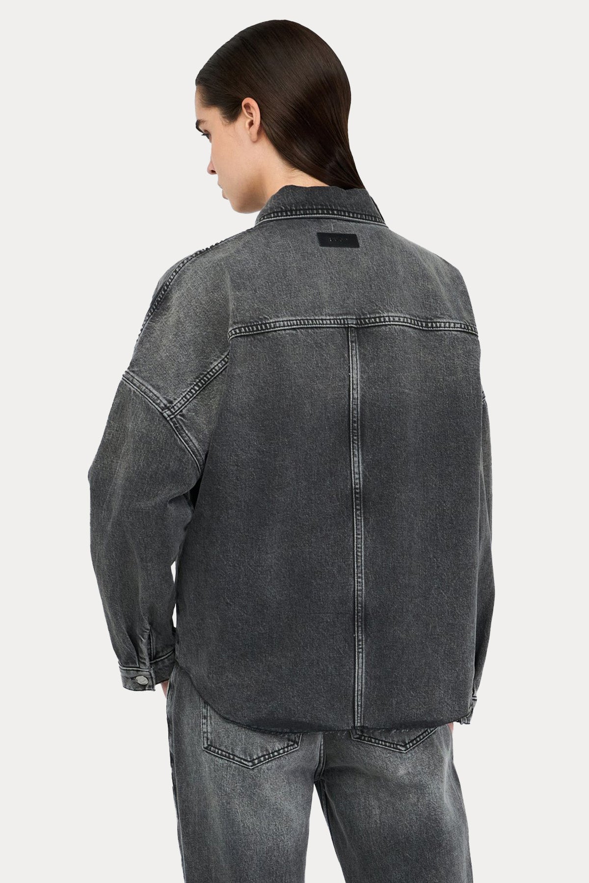 Liu Jo Spor Cepli Parlak Aksesuarlı Denim Ceket