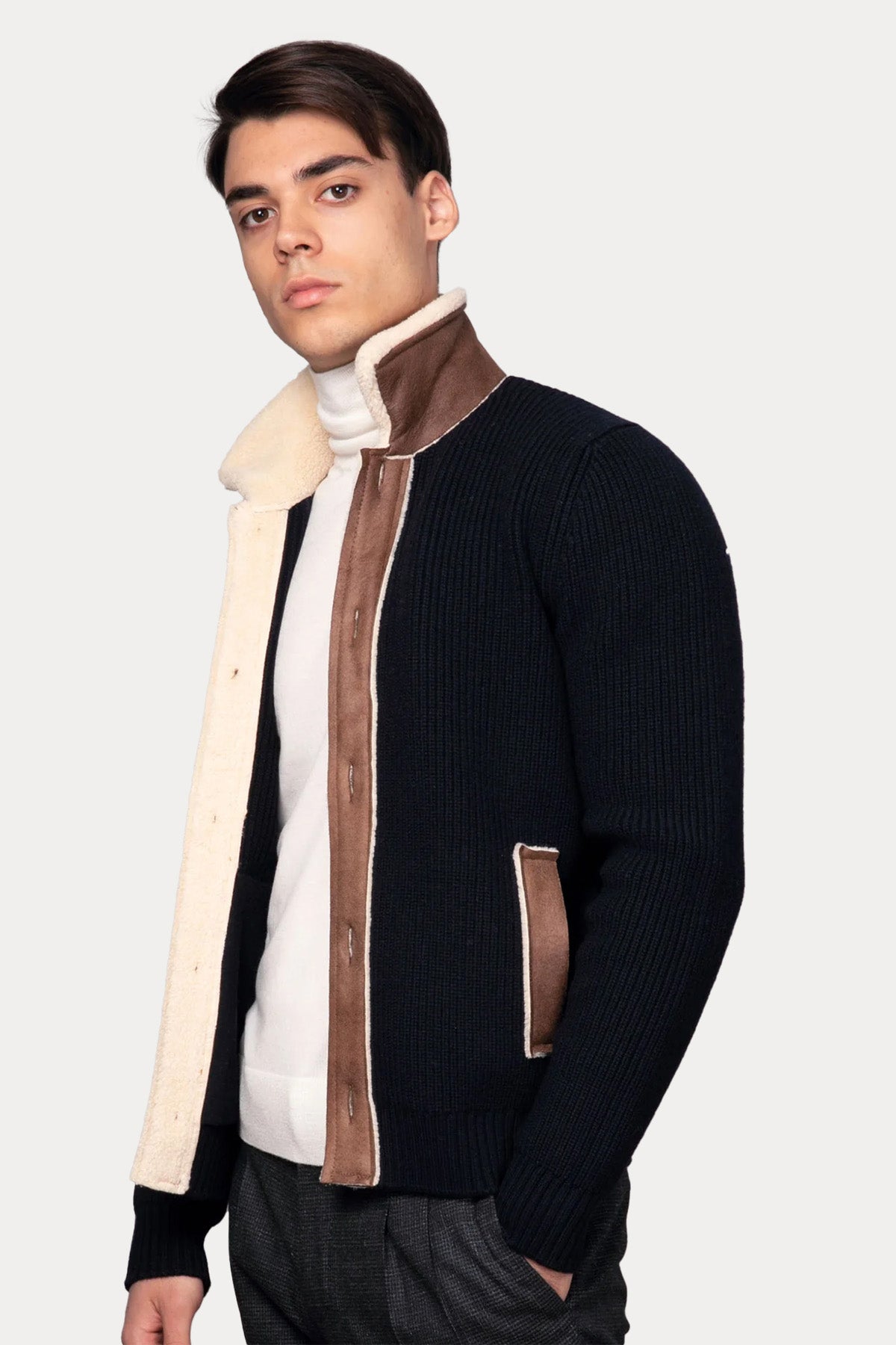 Gran Sasso Yakası Kürklü Örgü Yün Ceket