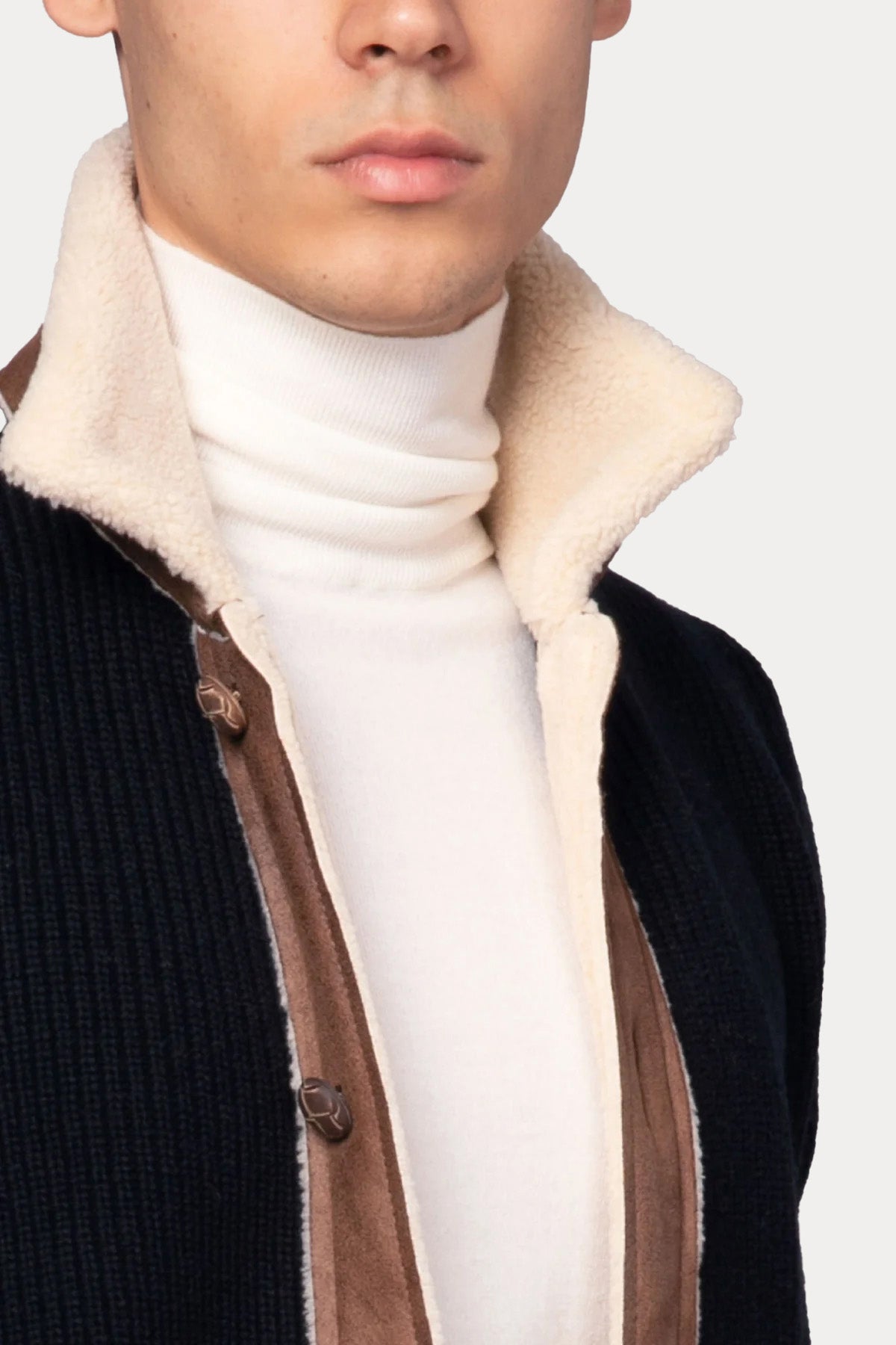 Gran Sasso Yakası Kürklü Örgü Yün Ceket