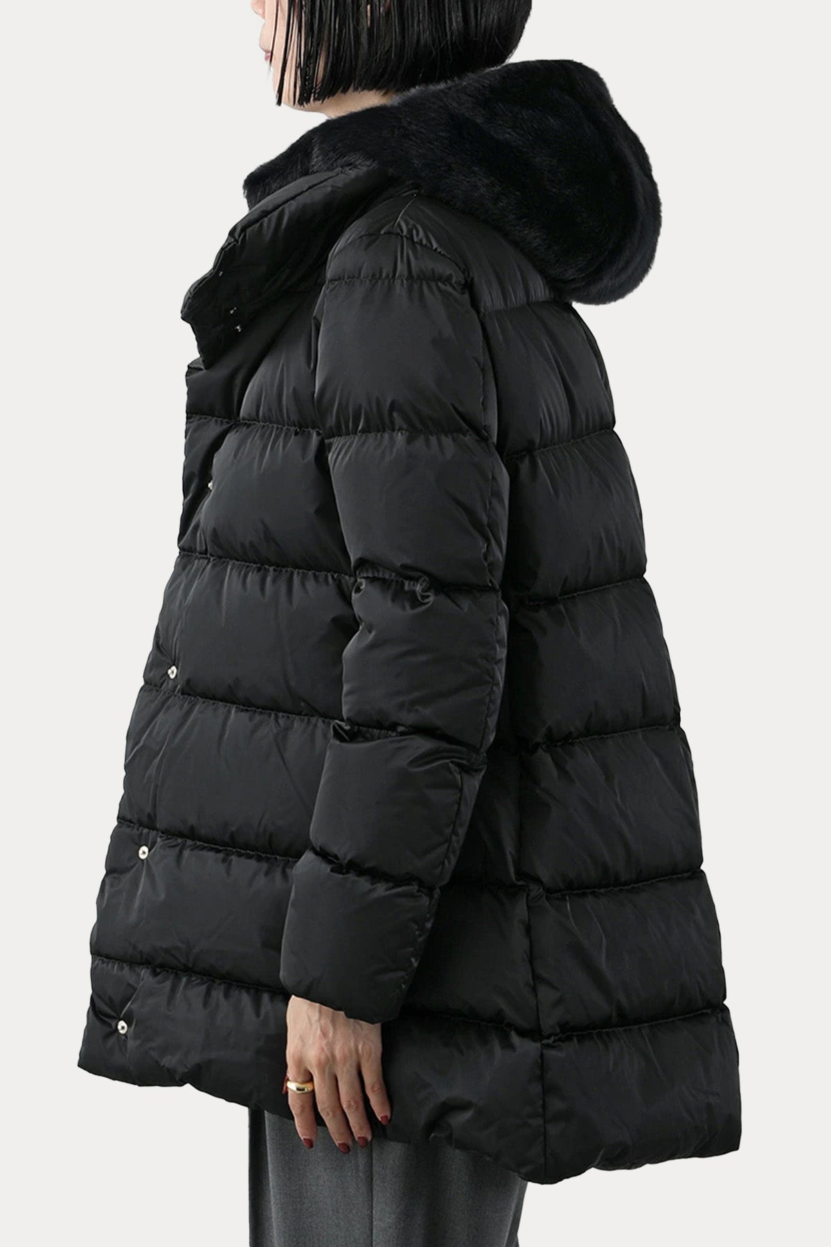 Herno Demonte İçi Kürklü Kapüşonlu Puffer Mont