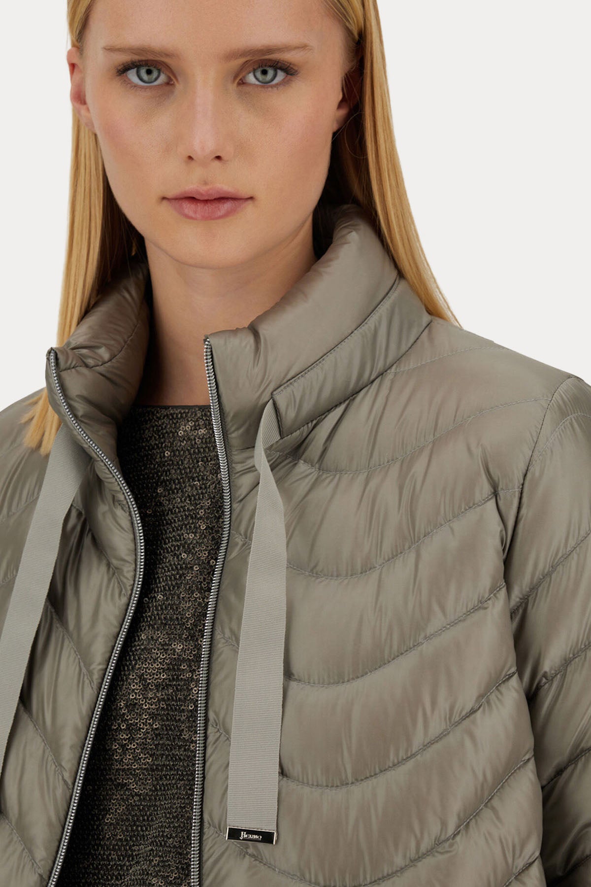 Herno Resort Büzgülü Yaka İnce Puffer Mont Ceket