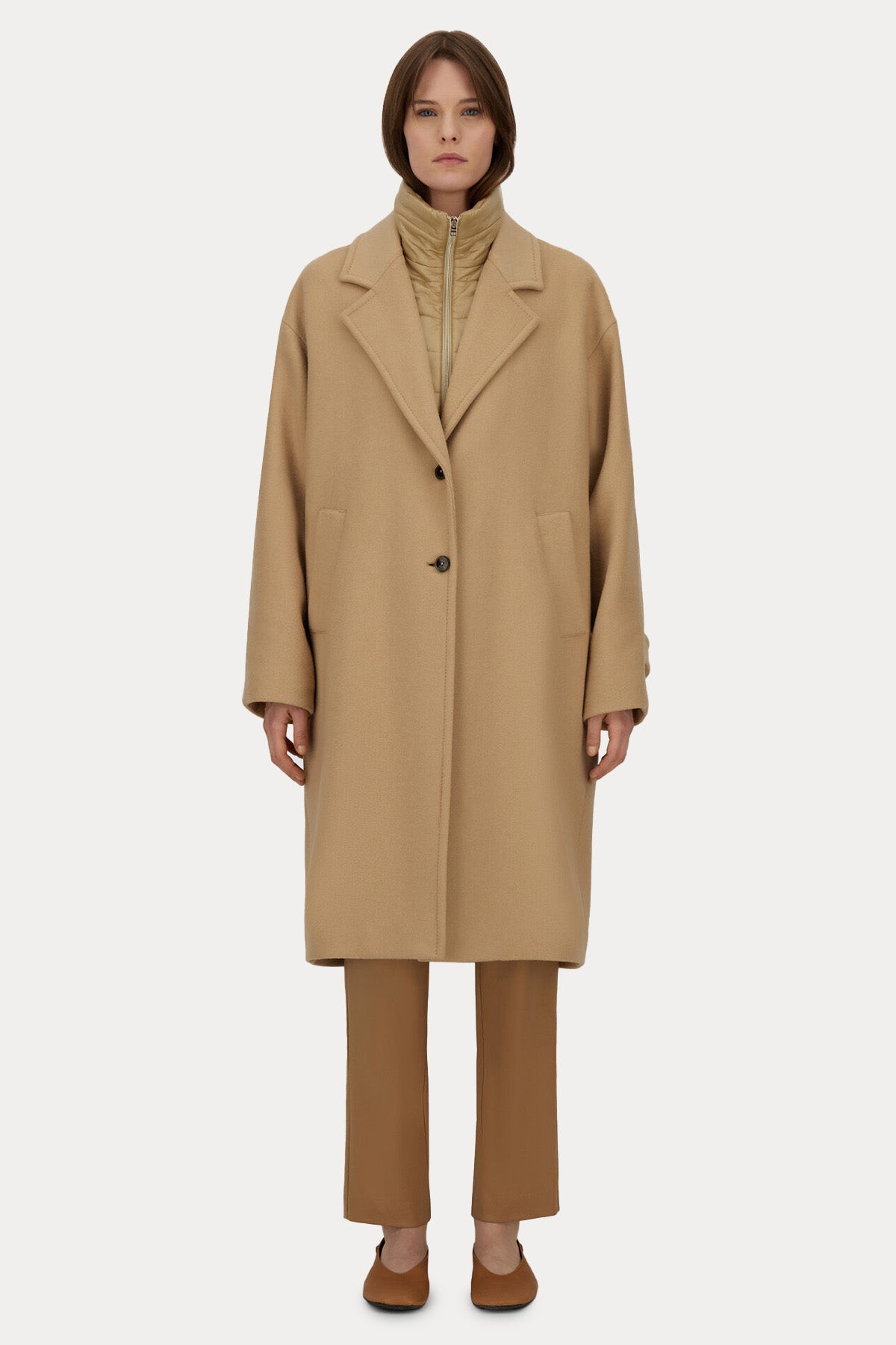 Herno Regular Fit Dik Yaka Demonte İç Parçalı Yün Kaban