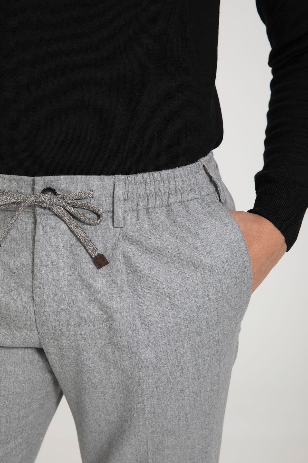 Fradi Beli Lastikli Tek Pile Yandan Cepli Yün Pantolon